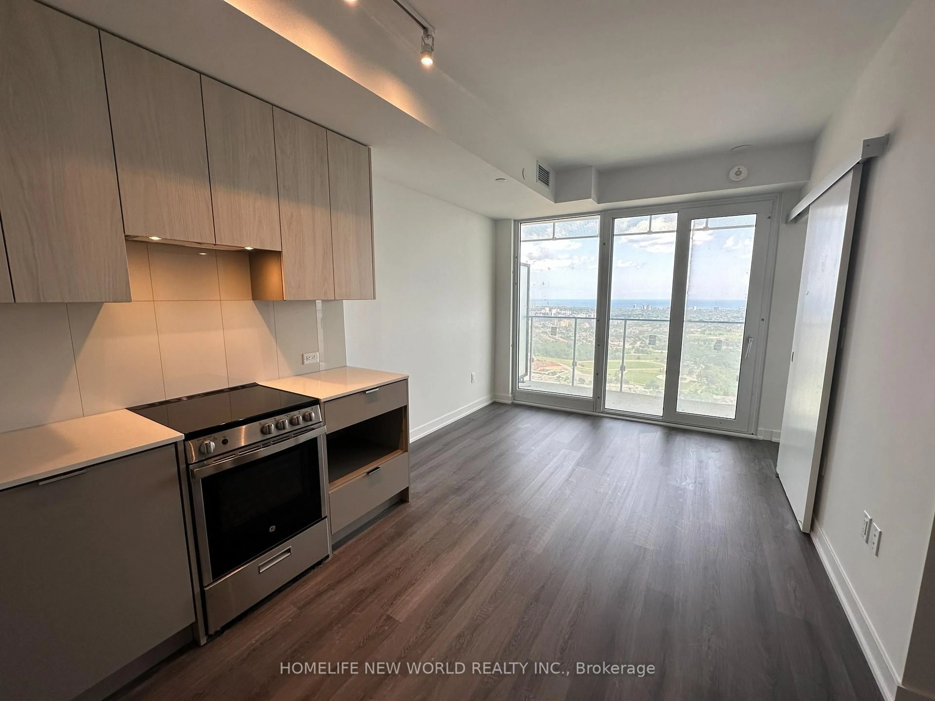 Open concept kitchen, unknown for 3883 Quartz Rd #3808, Mississauga Ontario L5B 0M4
