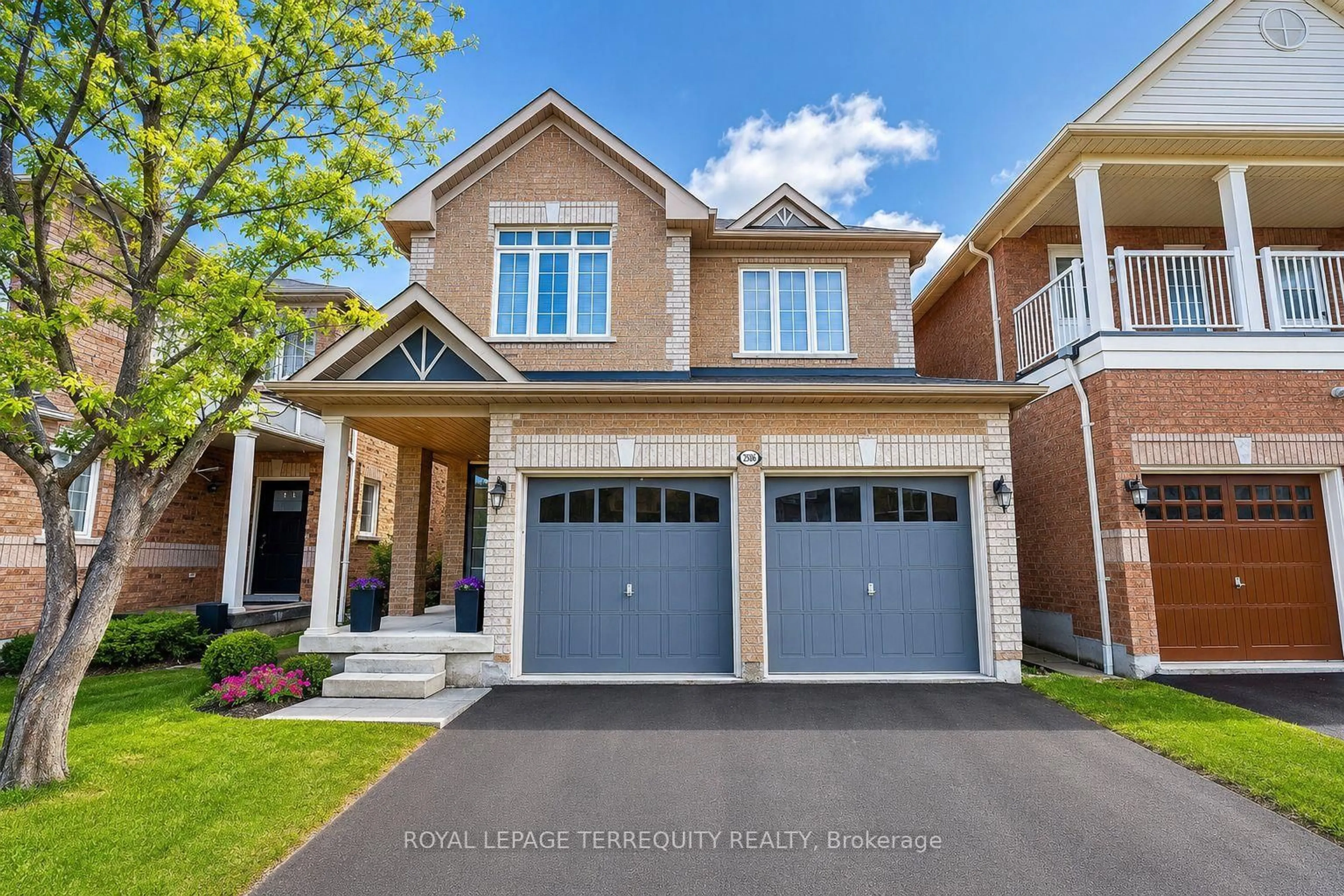 Home with brick exterior material, street for 3926 Candlelight Dr, Mississauga Ontario L5M 8B3