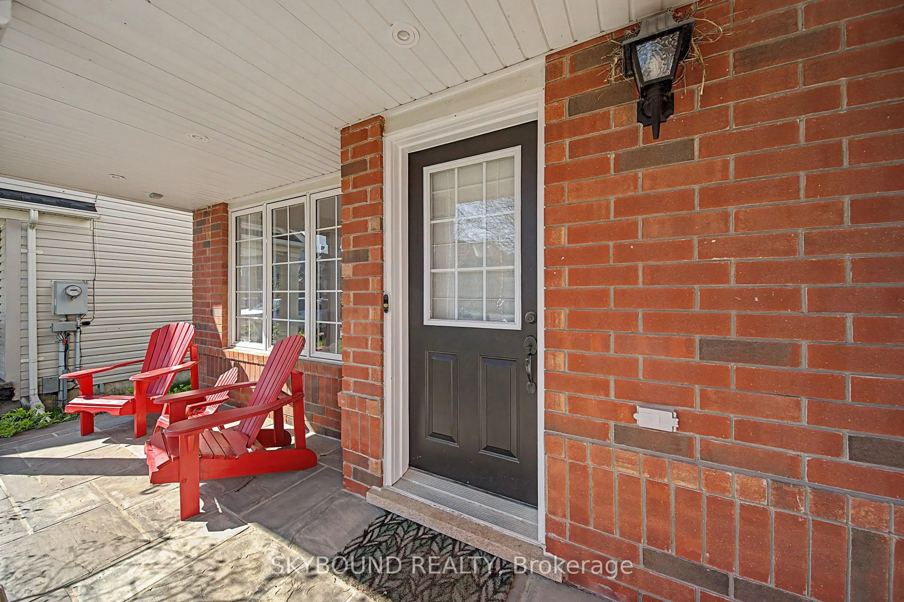 Unknown for 970 Donnelly St, Milton Ontario L9T 6E2