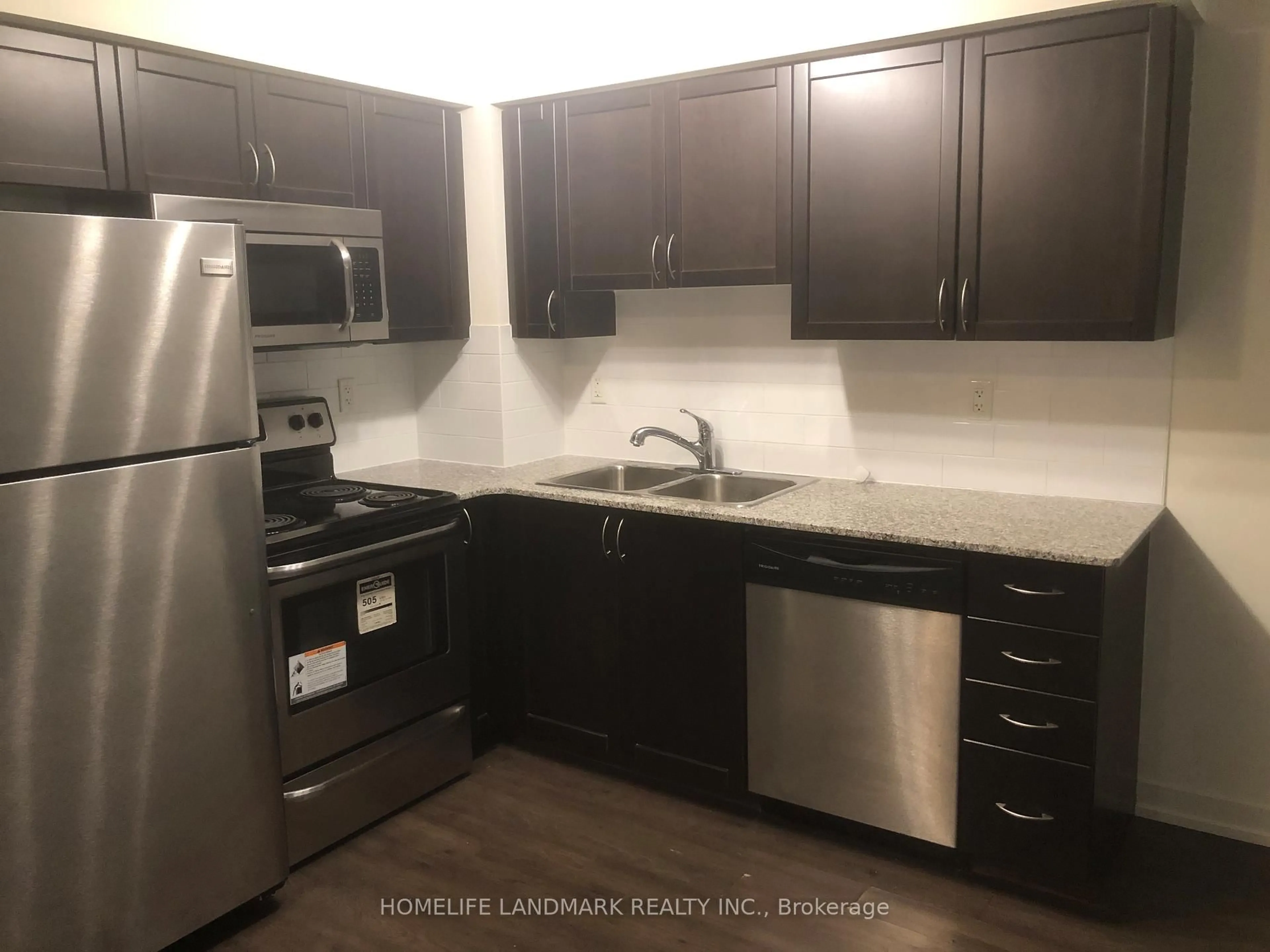 Standard kitchen, wood/laminate floor for 812 Lansdowne Ave #123, Toronto Ontario M6H 4K5