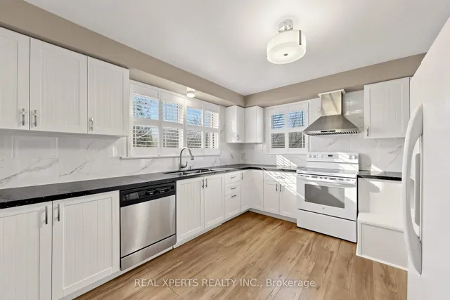 103 AURA LEA Blvd, Toronto 5