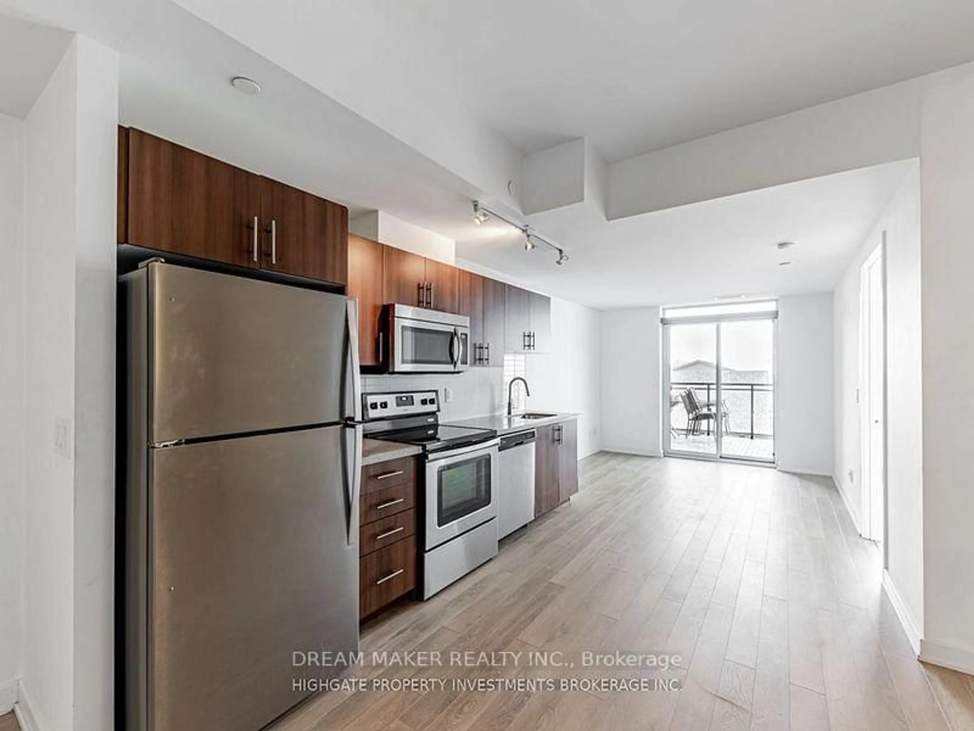 Open concept kitchen, unknown for 16 McAdam Ave #306, Toronto Ontario M6A 1S5