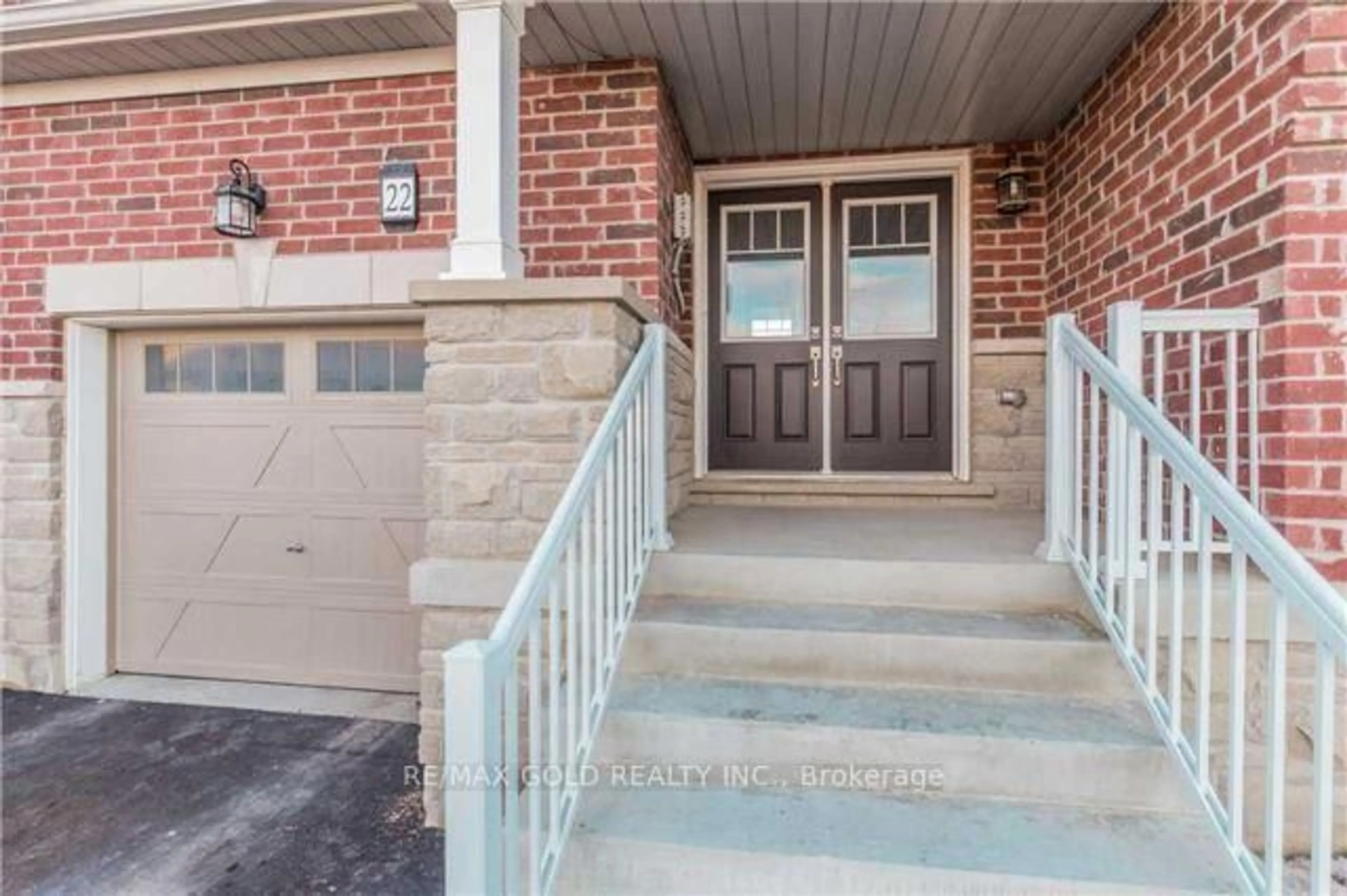 Home with brick exterior material, street for 22 clinton St, Brampton Ontario L7A 4K8