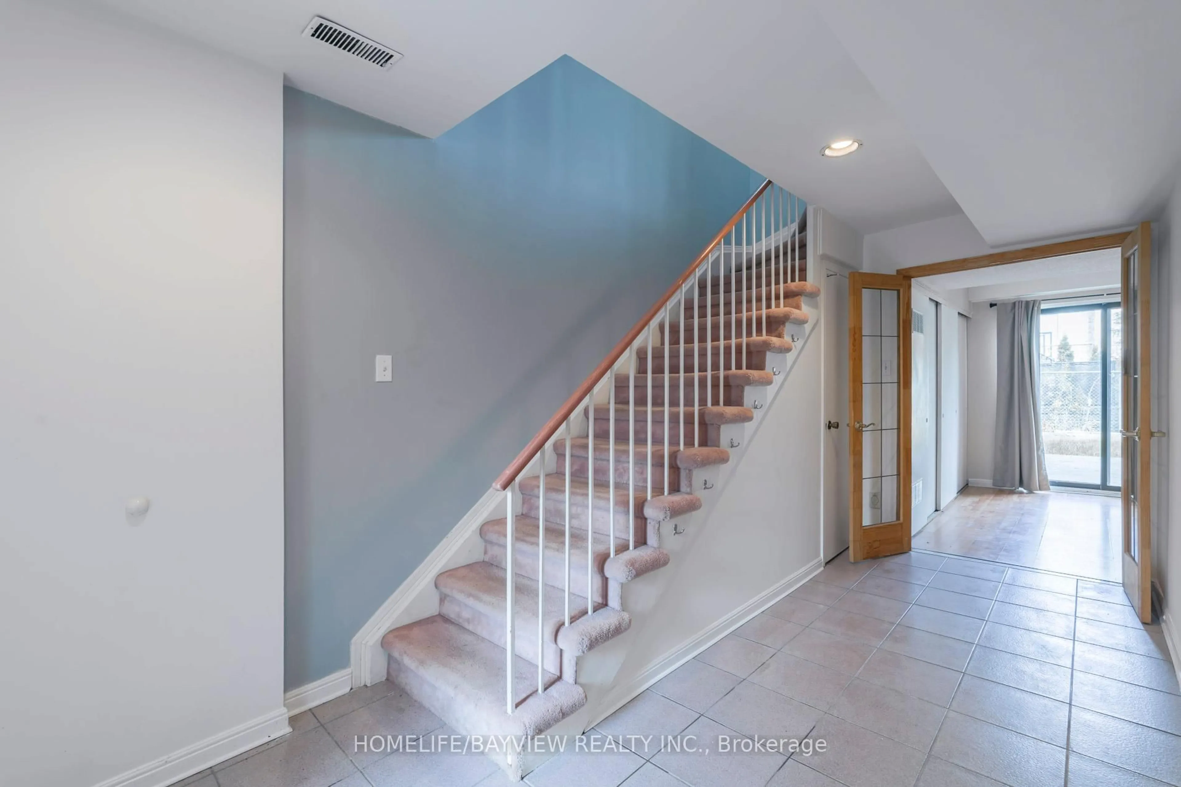 Stairs for 17 Stoneham Rd, Toronto Ontario M9C 4Y7