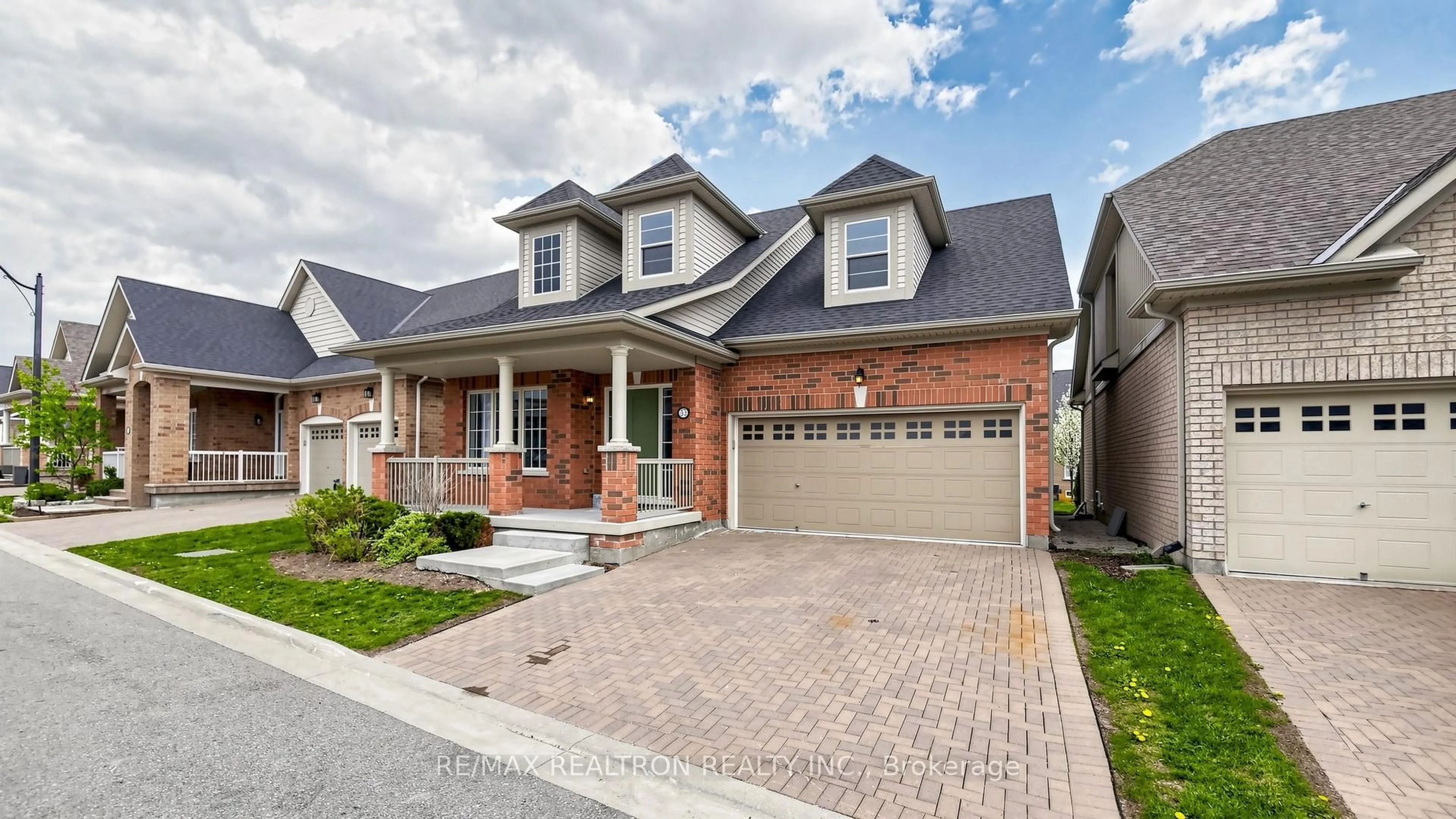 Home with brick exterior material, street for 33 Seedhouse Rd, Brampton Ontario L6R 3Z5