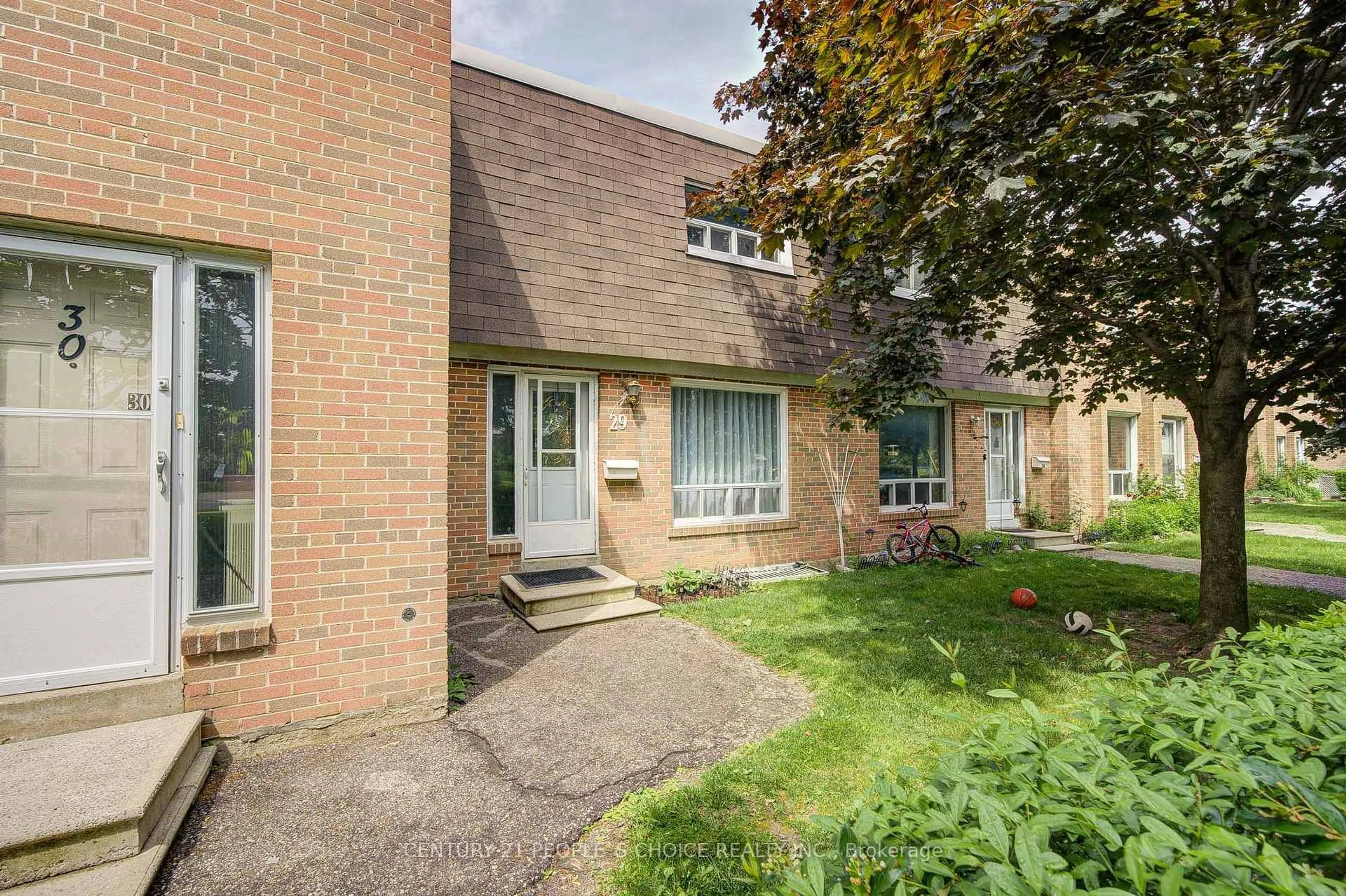 Unknown for 1730 Albion Rd #29, Toronto Ontario M9V 1C1