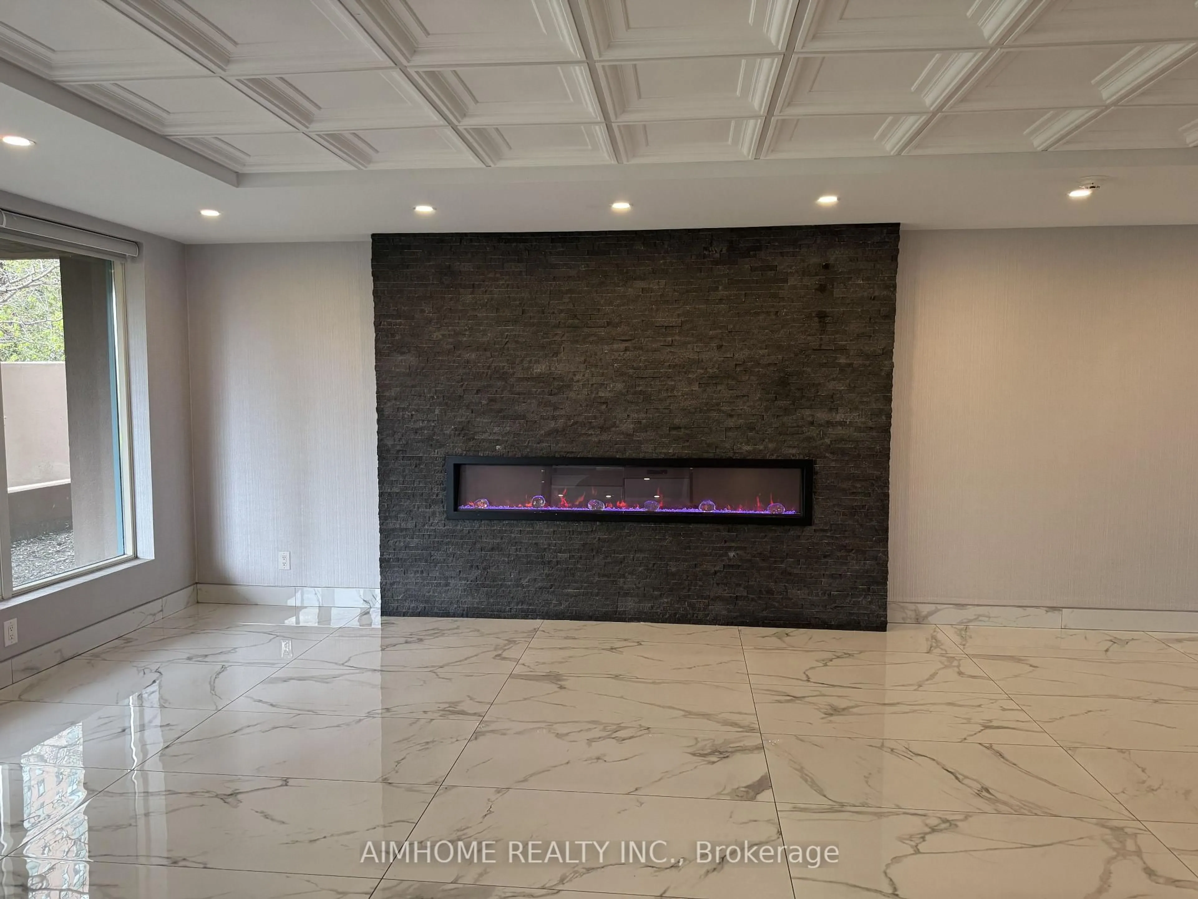 Unknown for 115 Hillcrest Ave #1504, Mississauga Ontario L5B 3Y9