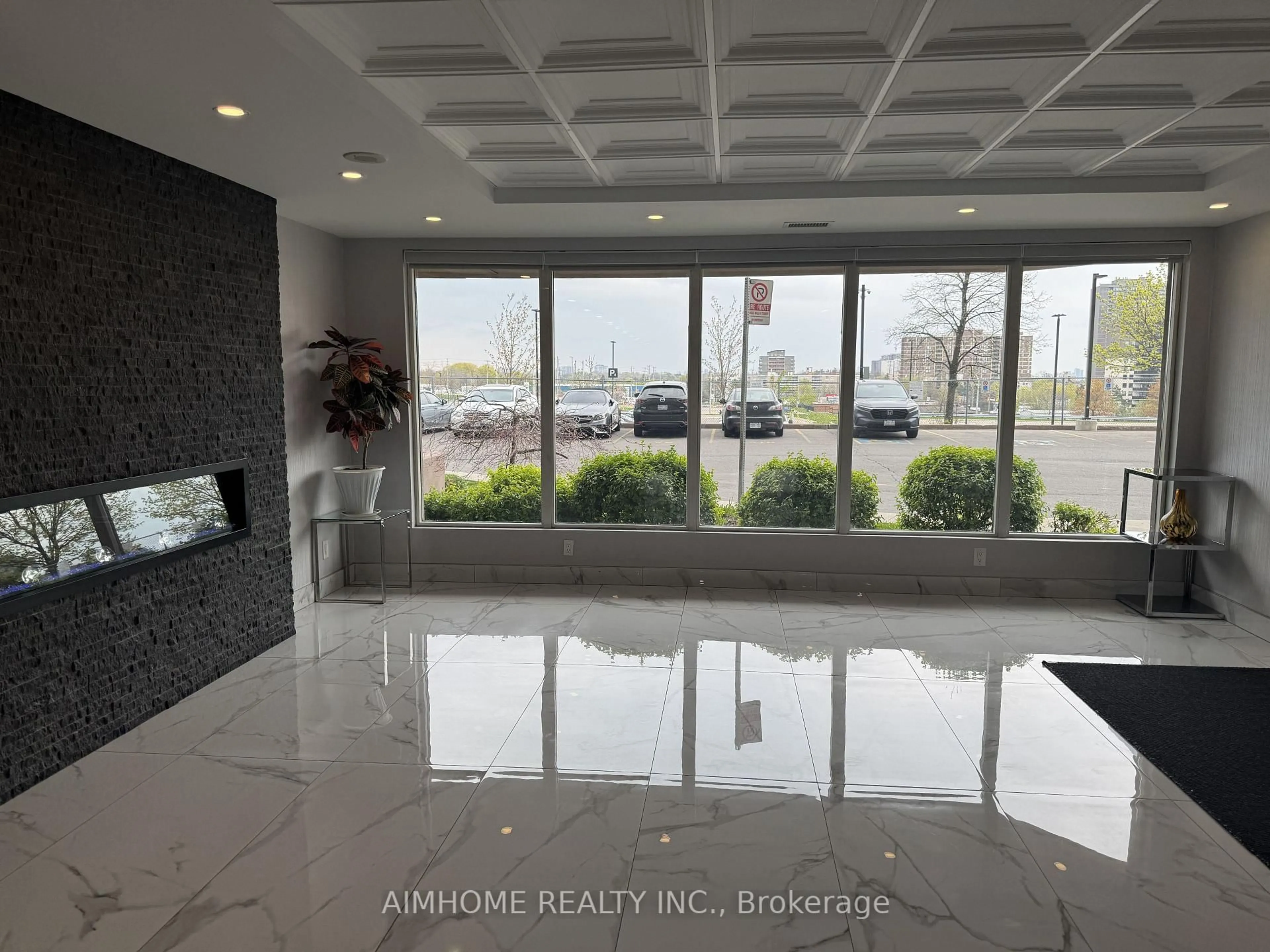 Unknown for 115 Hillcrest Ave #1504, Mississauga Ontario L5B 3Y9