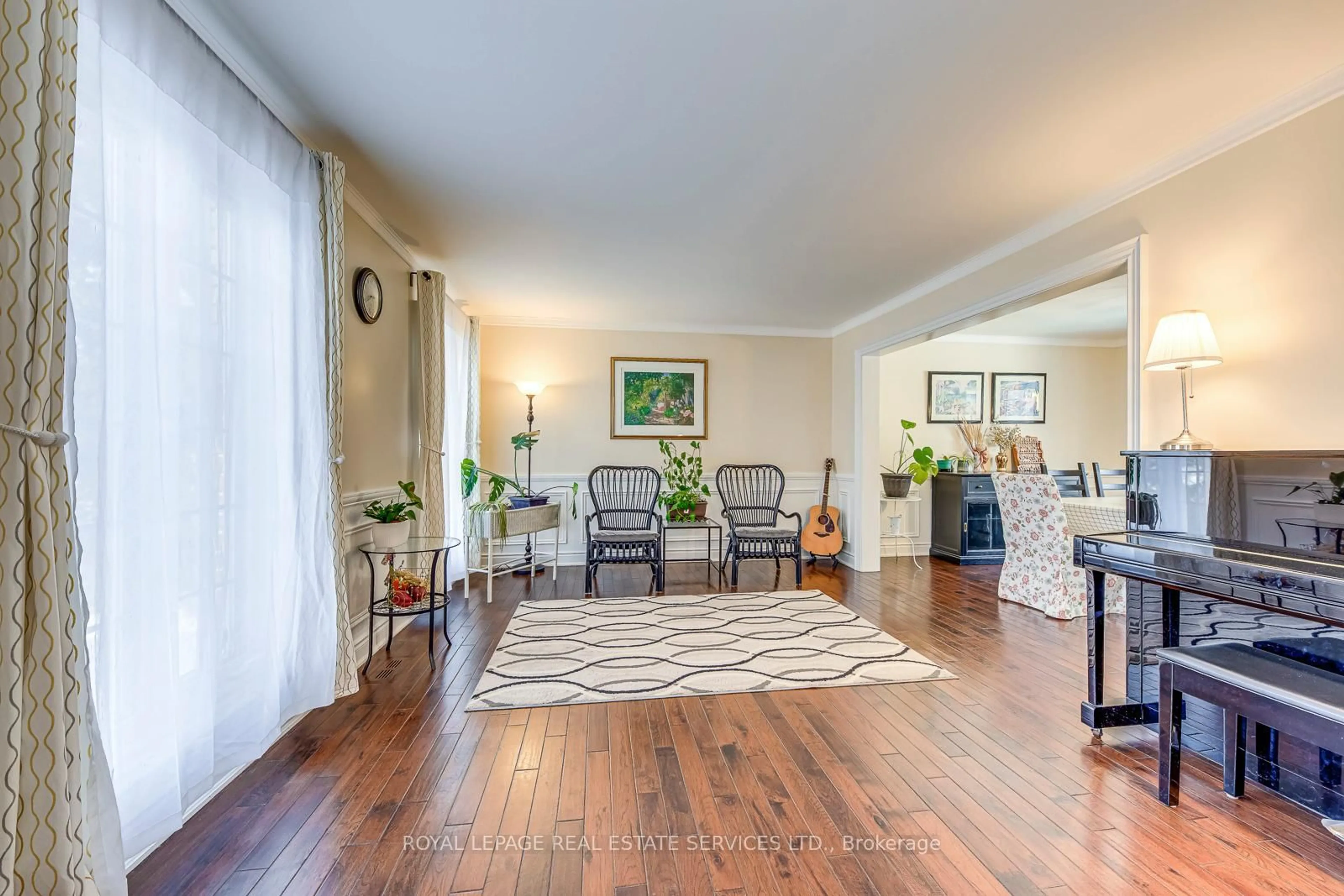 Unknown for 1462 Grand Blvd, Oakville Ontario L6H 3E6