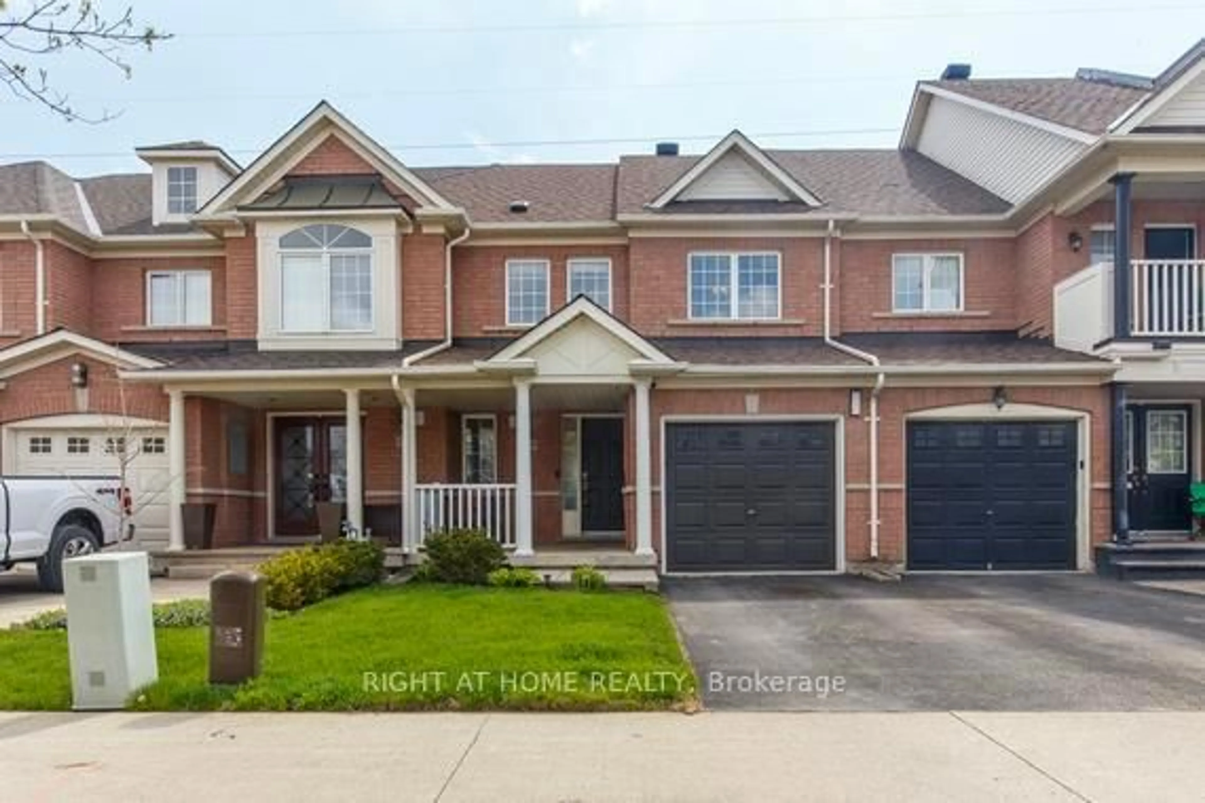 Home with brick exterior material, street for 4864 Capri Cres, Burlington Ontario L7M 0H8