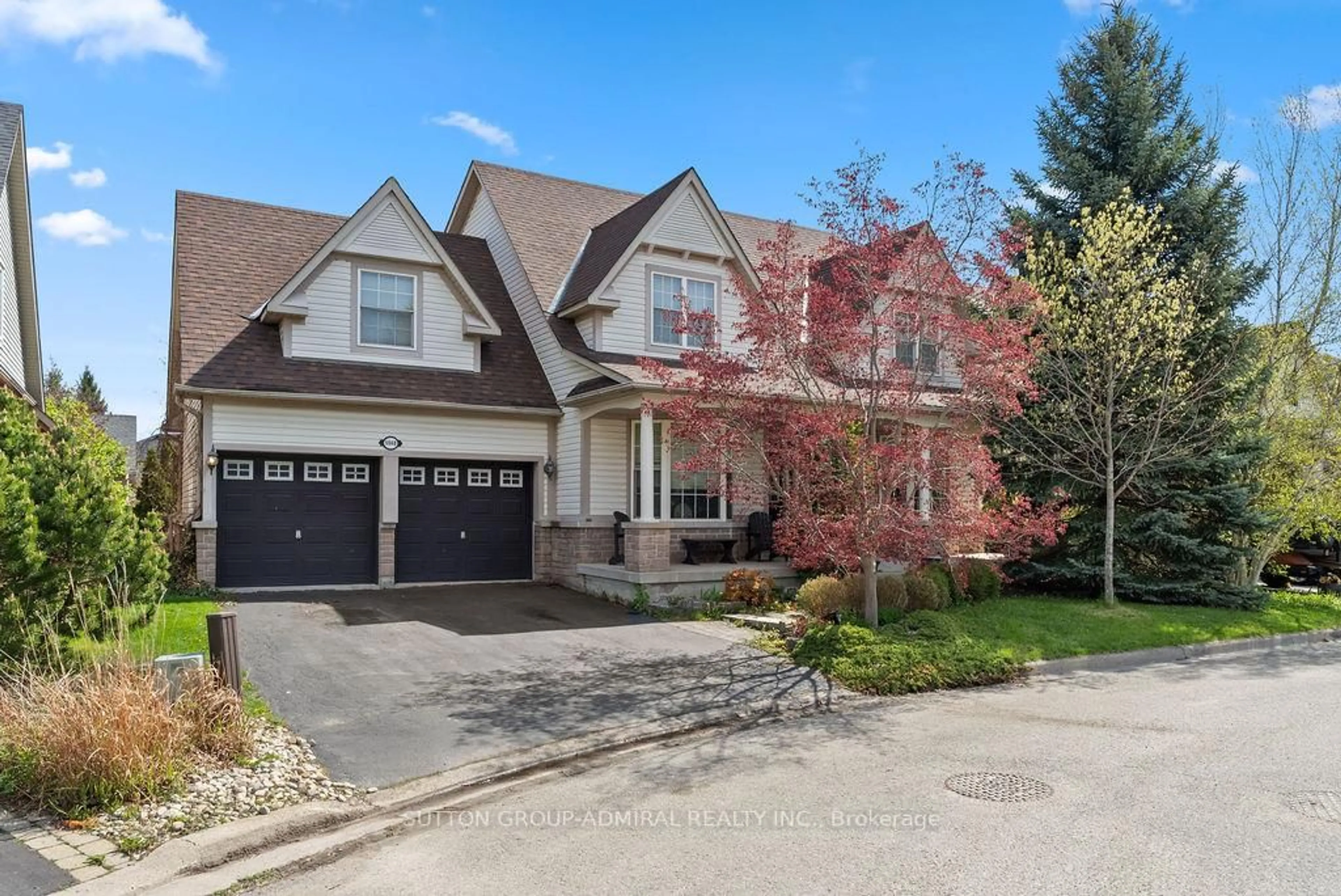 Home with brick exterior material, street for 5948 Chercover Crt, Burlington Ontario L7L 6T2
