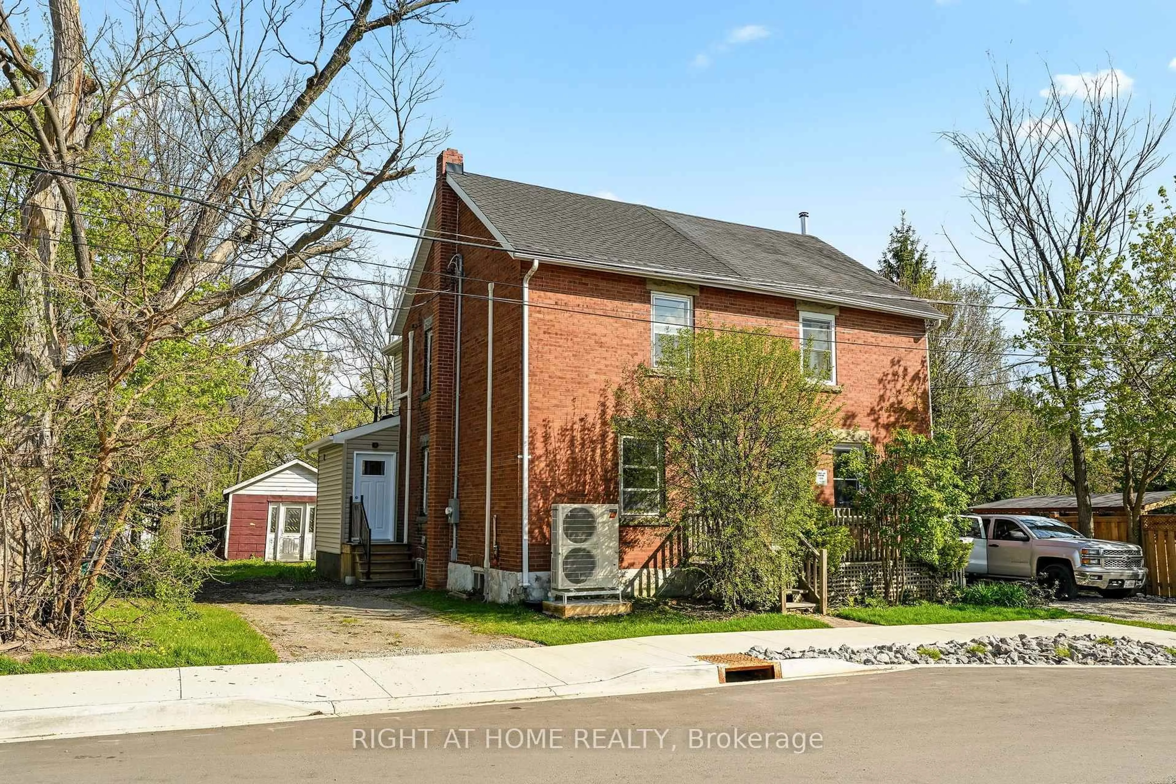 Home with brick exterior material, street for 204 Jasper St, Milton Ontario L9T 1T5