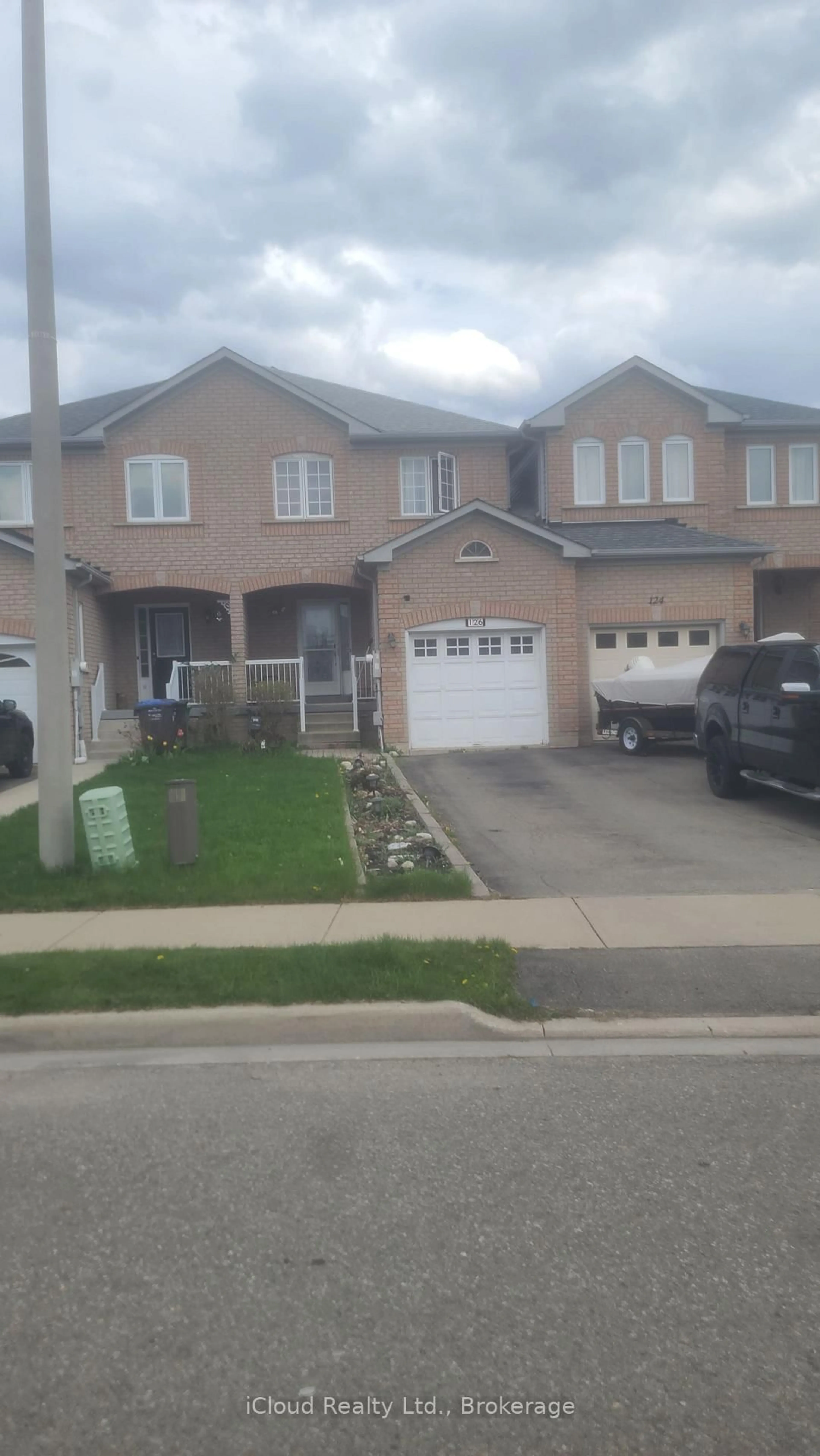 Unknown for 126 Twin Pines Cres, Brampton Ontario L7A 1N2