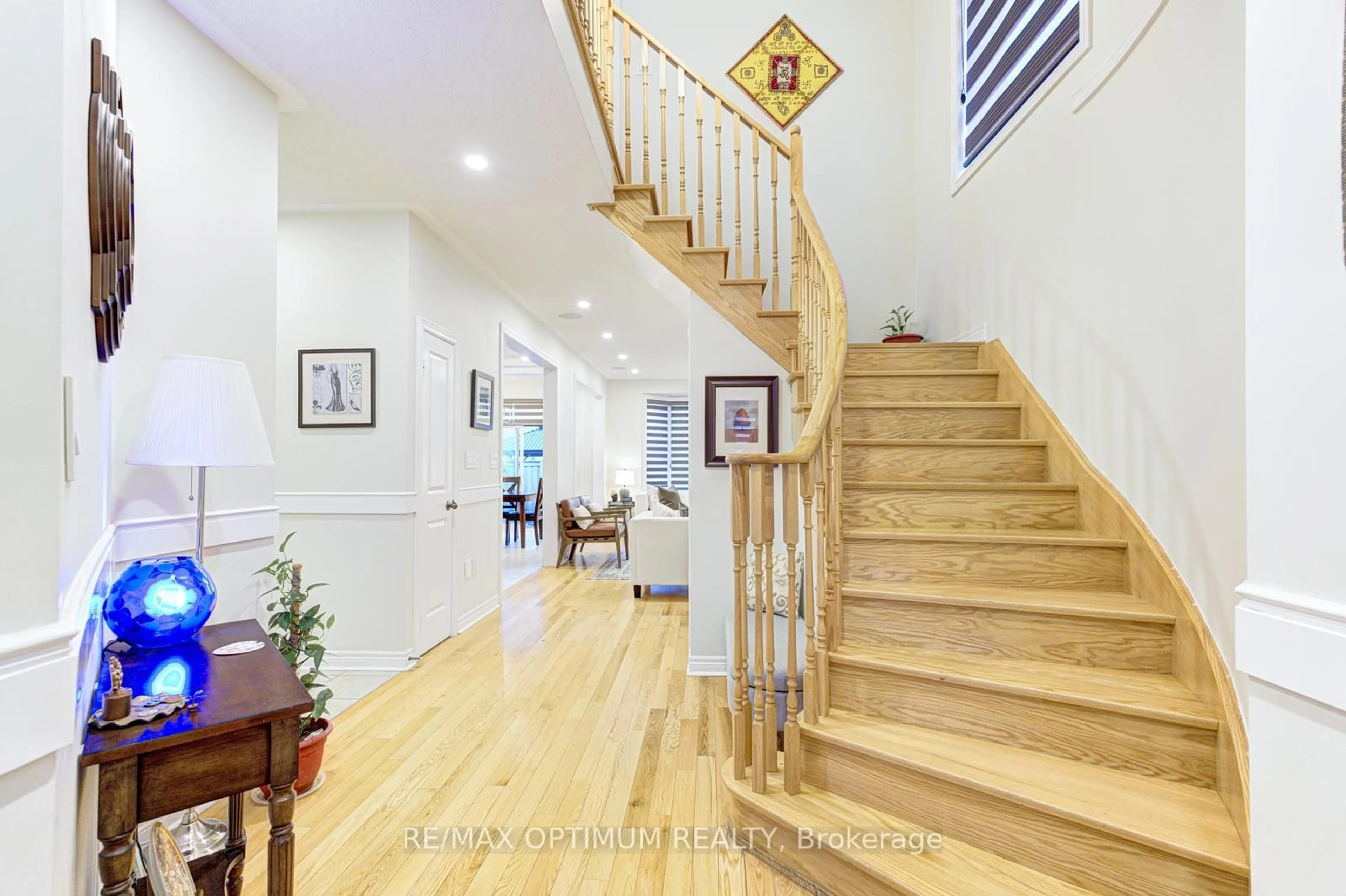 Indoor entryway for 13 Fann Dr, Brampton Ontario L7A 4L4