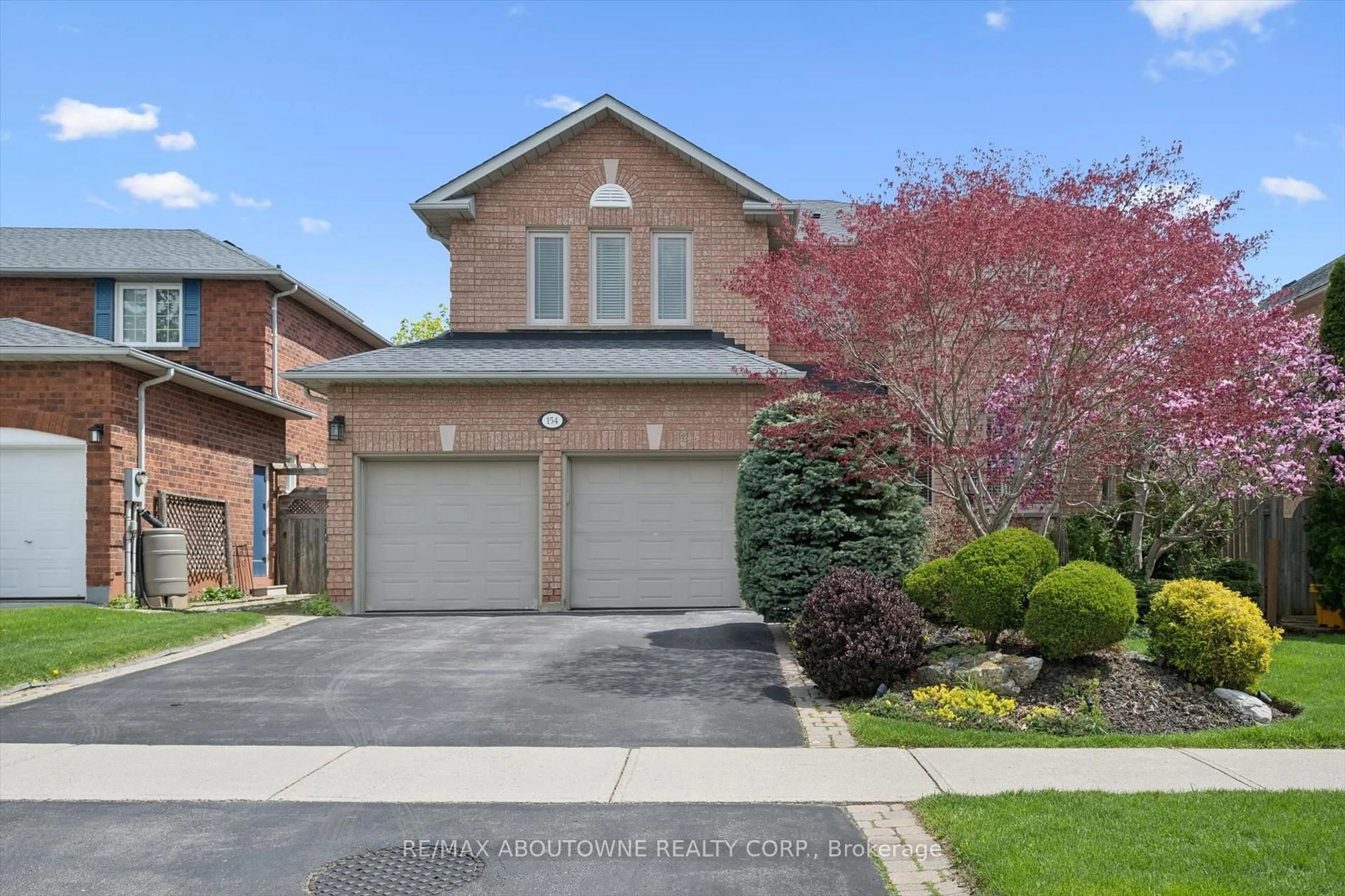 Unknown for 154 Howell Rd, Oakville Ontario L6H 5Z2