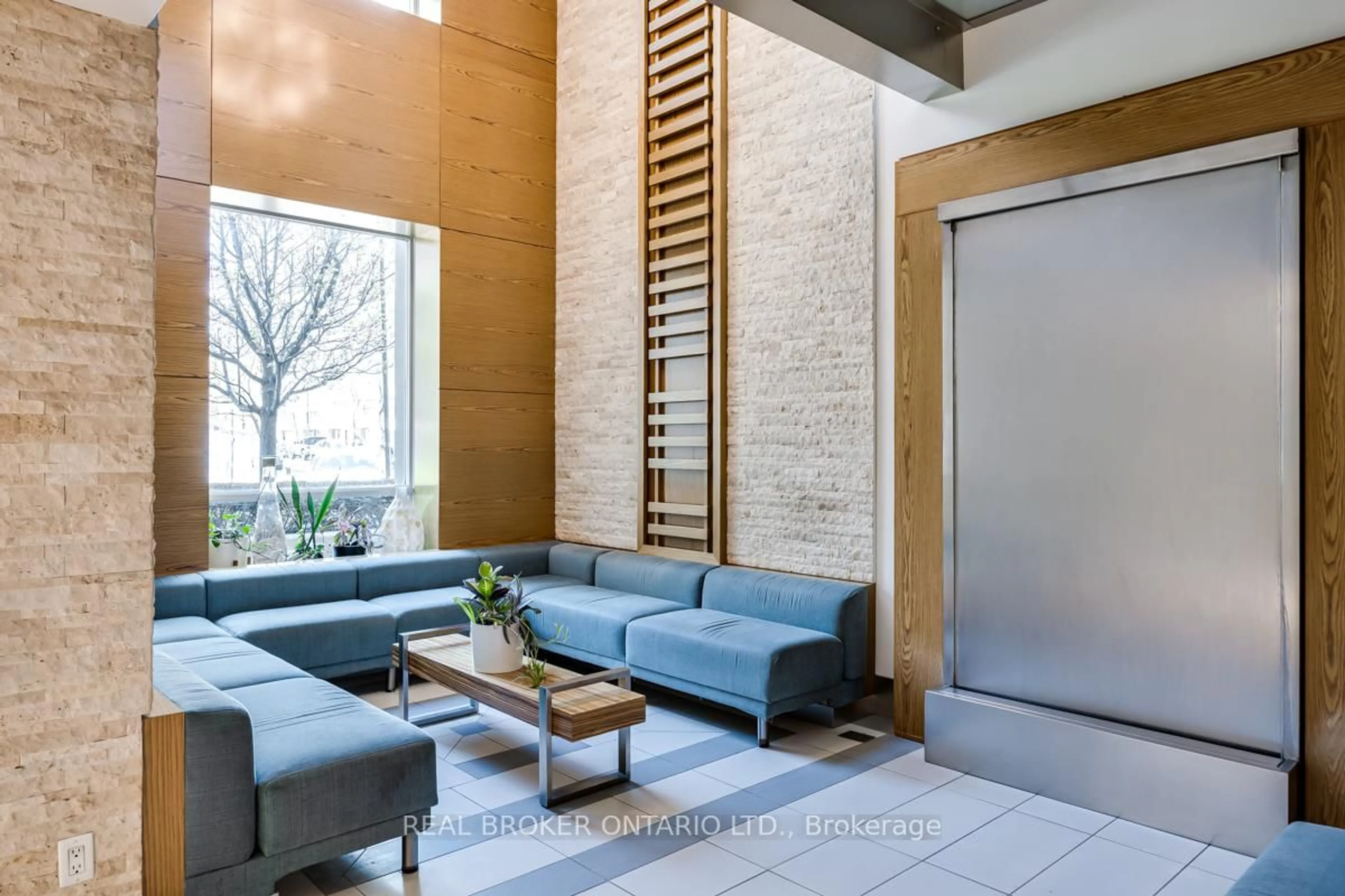 Unknown for 155 Legion Rd #1214, Toronto Ontario M8Y 0A7
