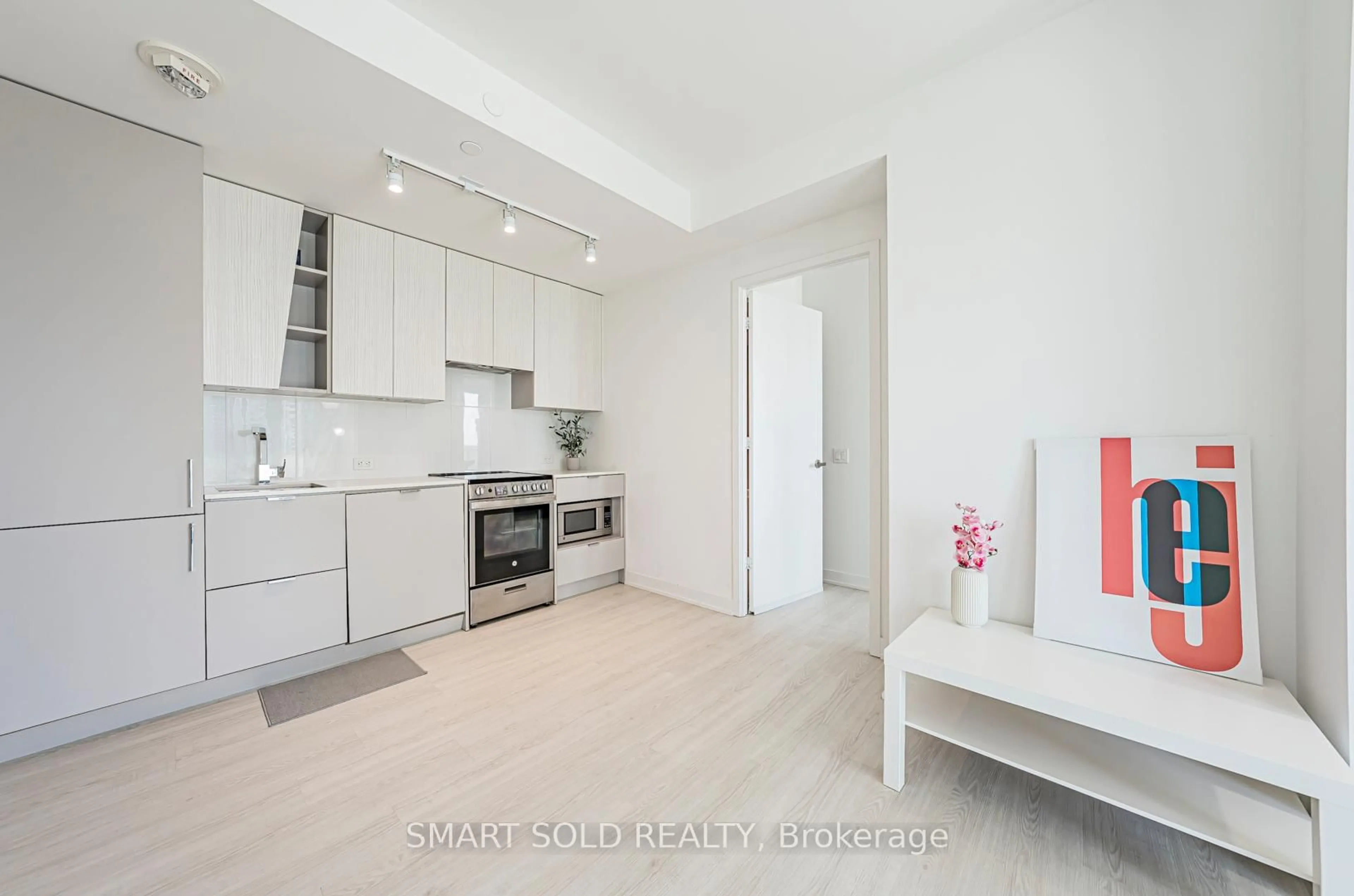 Unknown for 3883 Quartz Rd #1101, Mississauga Ontario L5B 0M4