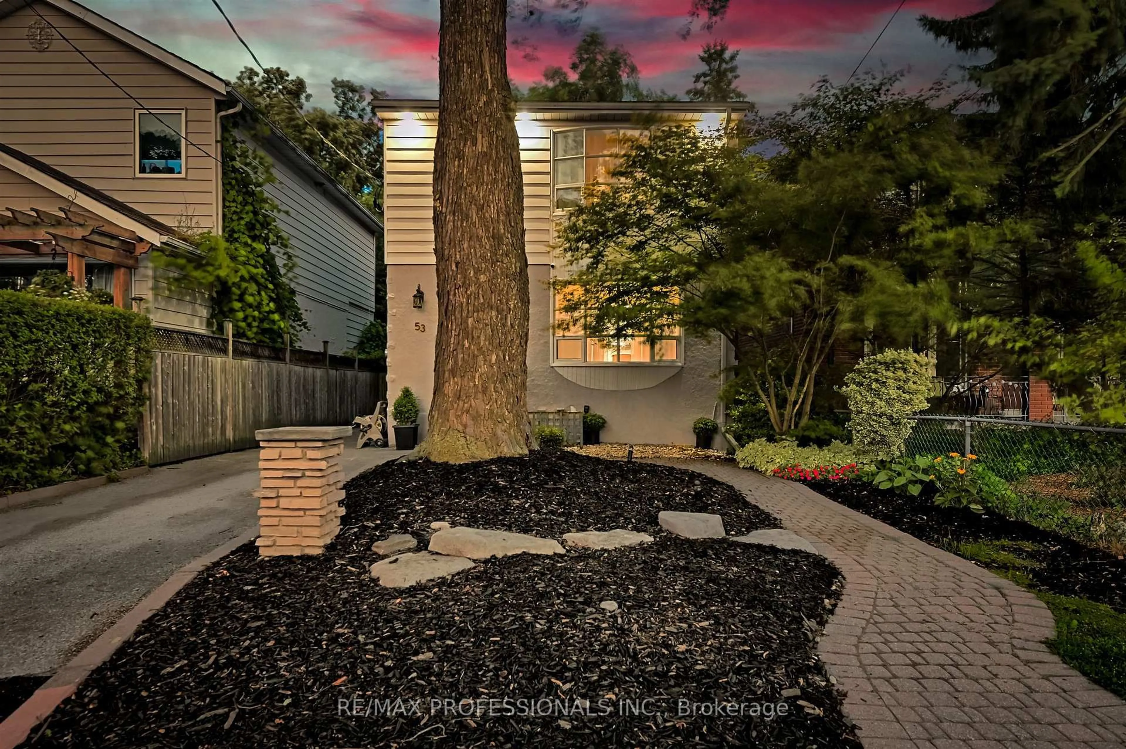 Patio, street for 53 Tilden Cres, Toronto Ontario M9P 1V8
