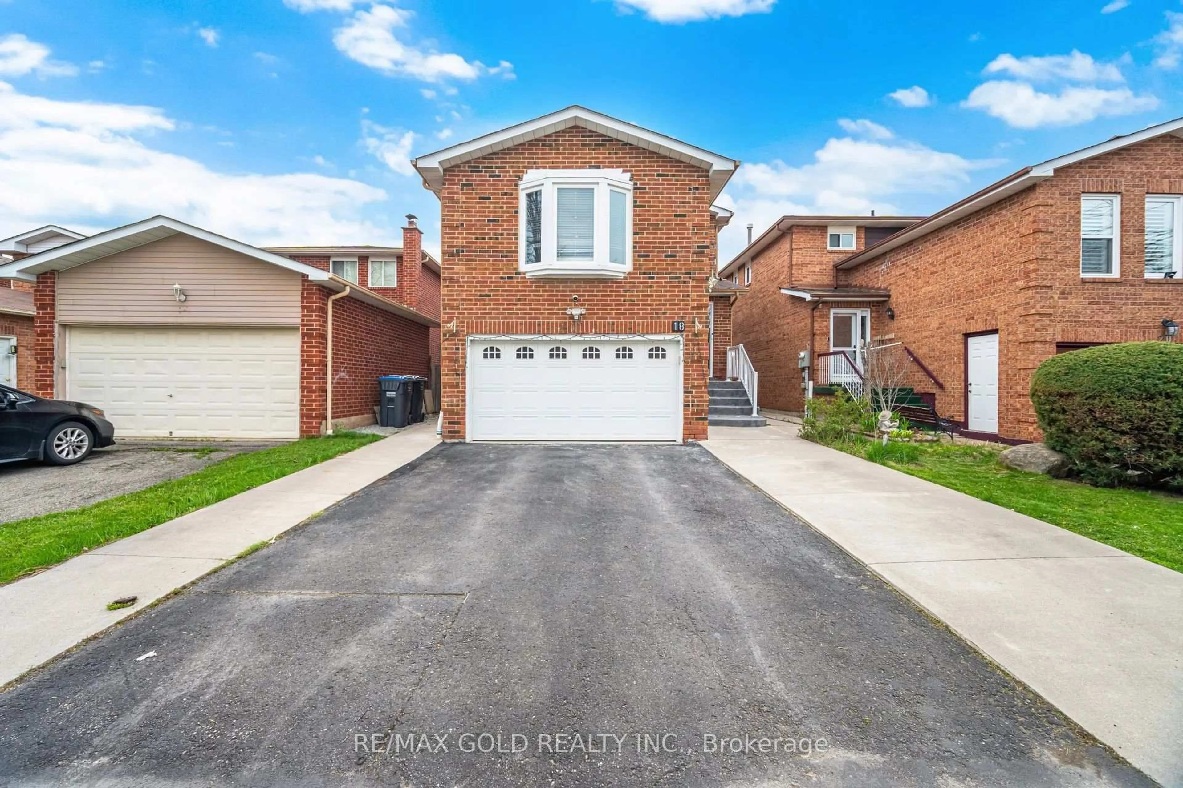 Home with brick exterior material, street for 18 Mcgraw Ave, Brampton Ontario L6X 3M4