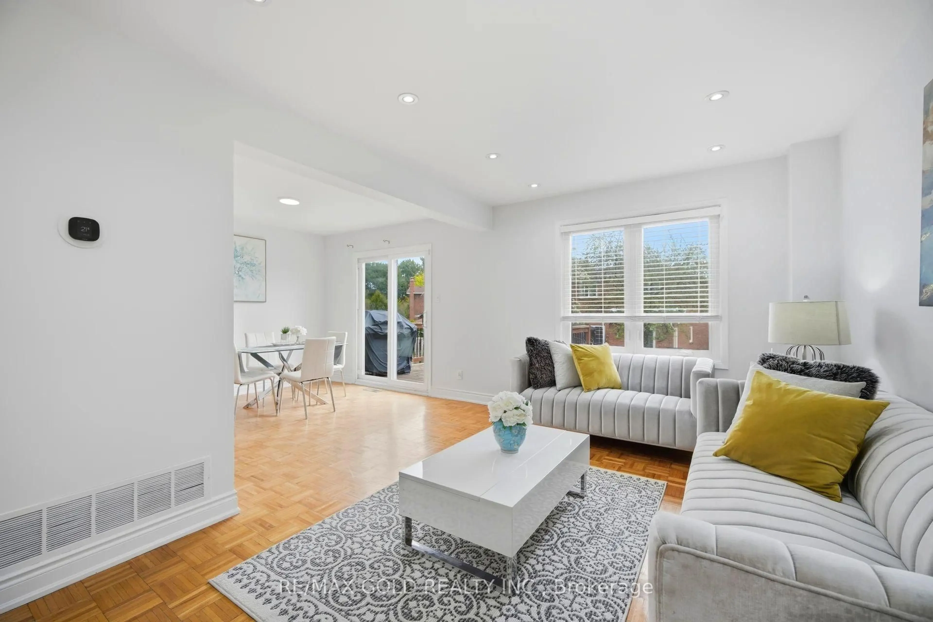 Living room with furniture, unknown for 18 Mcgraw Ave, Brampton Ontario L6X 3M4