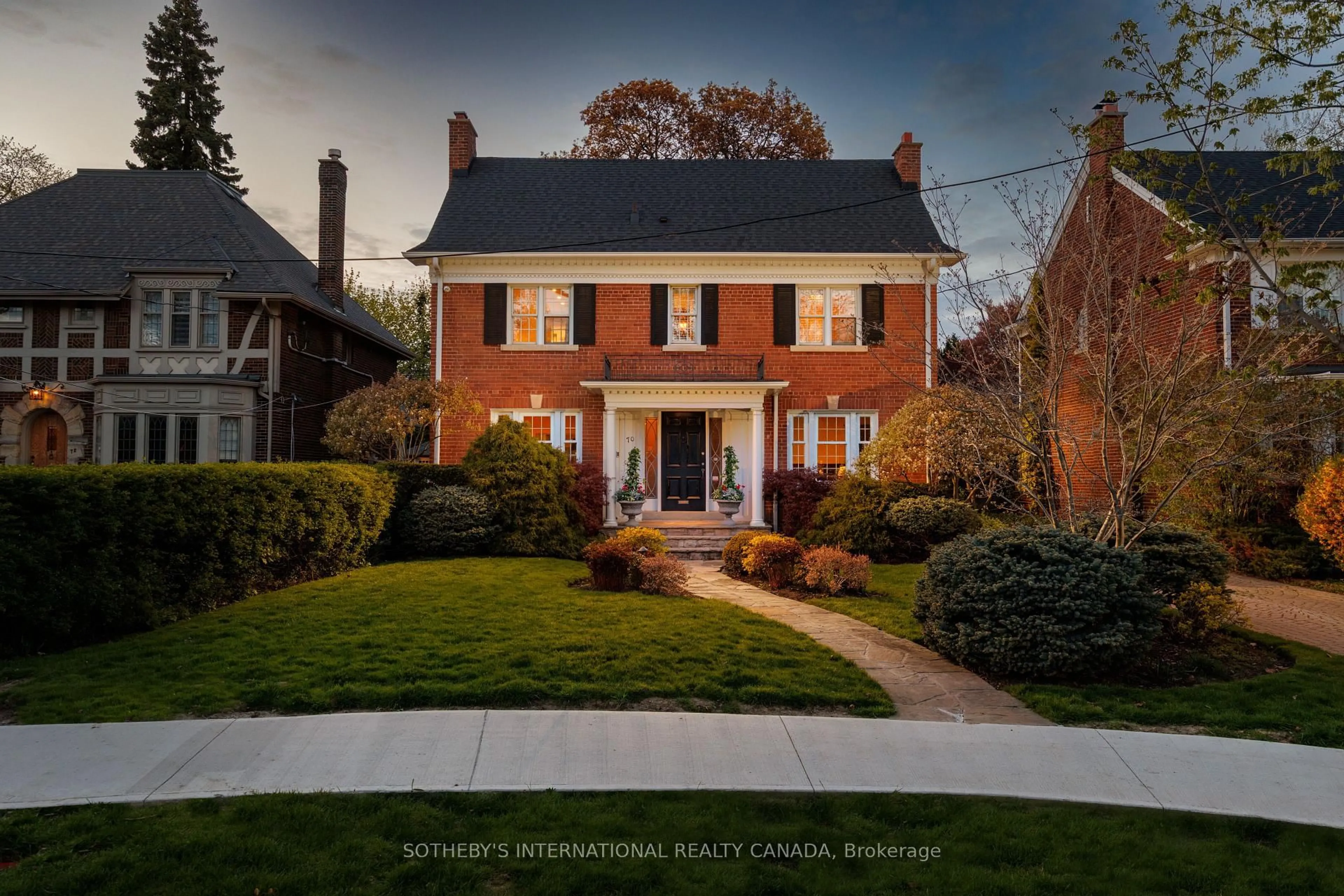 Home with brick exterior material, street for 70 King Georges Rd, Toronto Ontario M8X 1L9