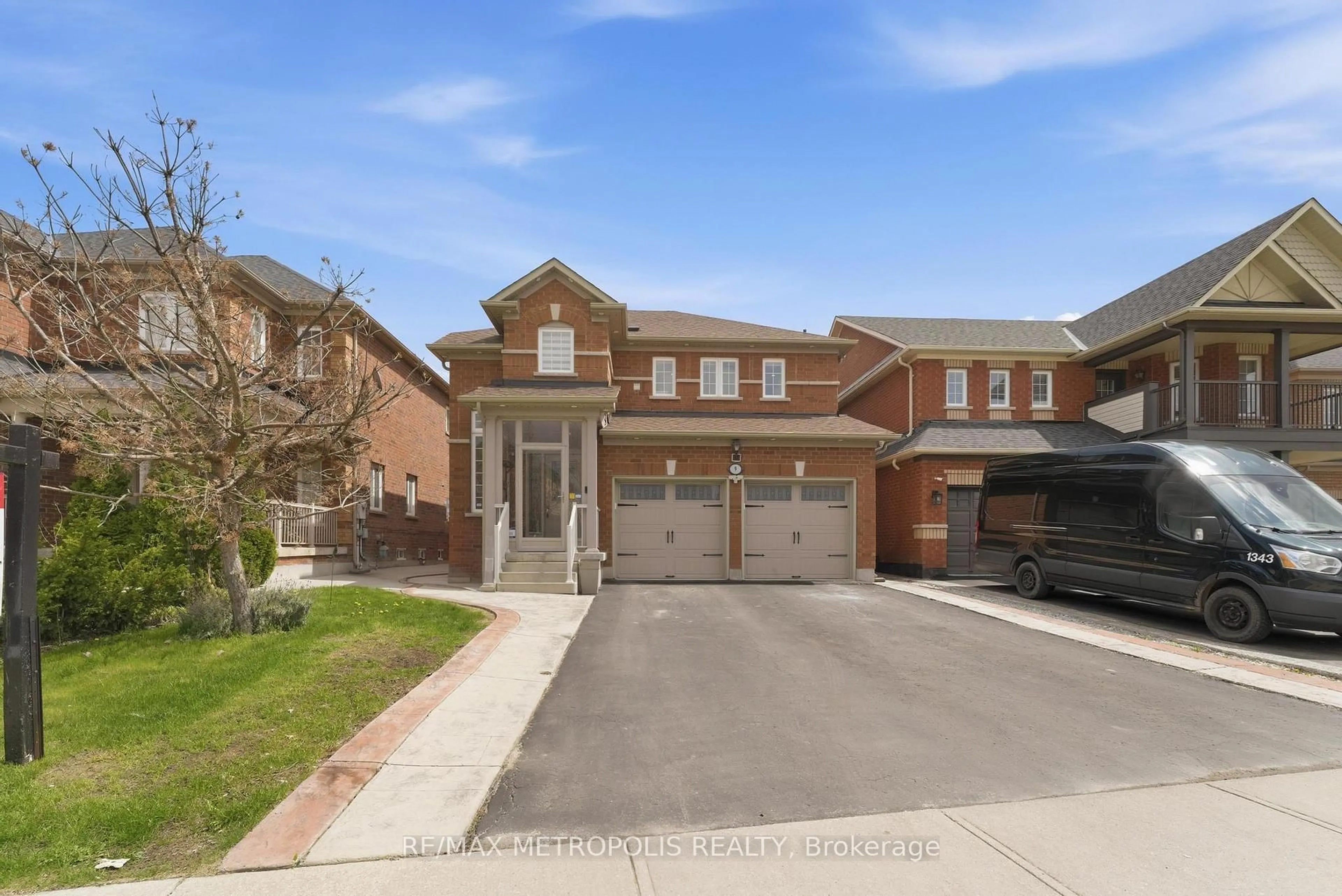 Home with brick exterior material, street for 9 Tan Lane, Brampton Ontario L6P 0Z9