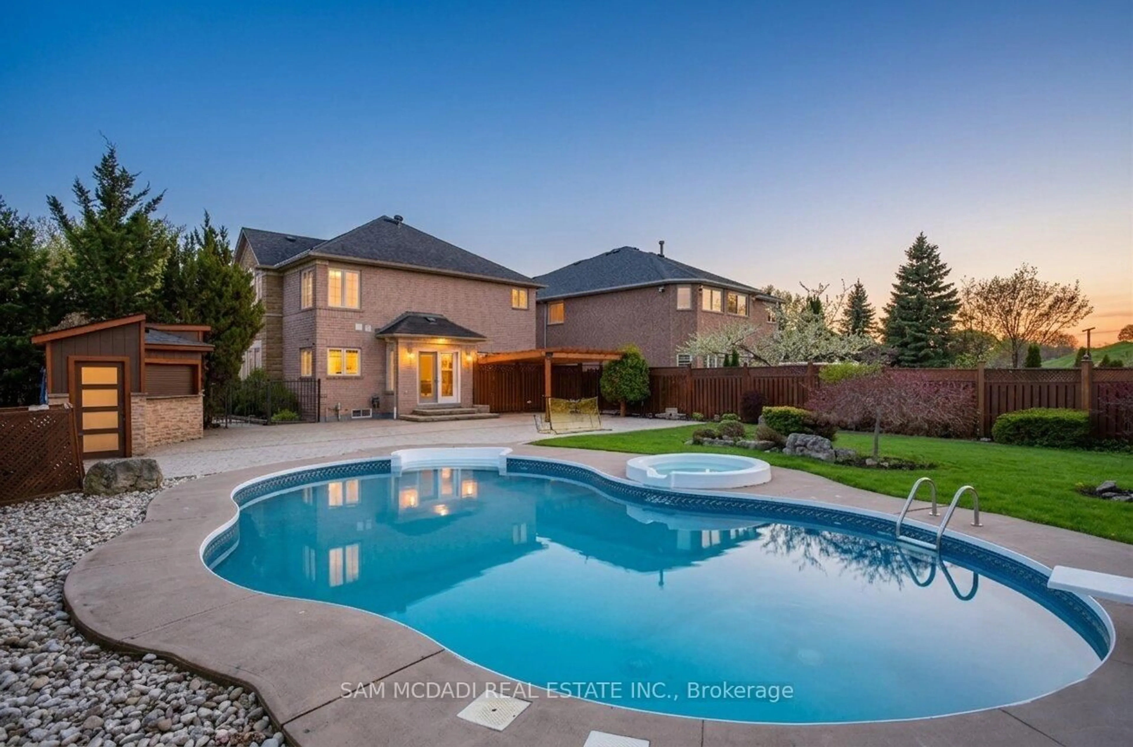 Pool for 1159 Barnswallow Crt, Mississauga Ontario L5V 2J6