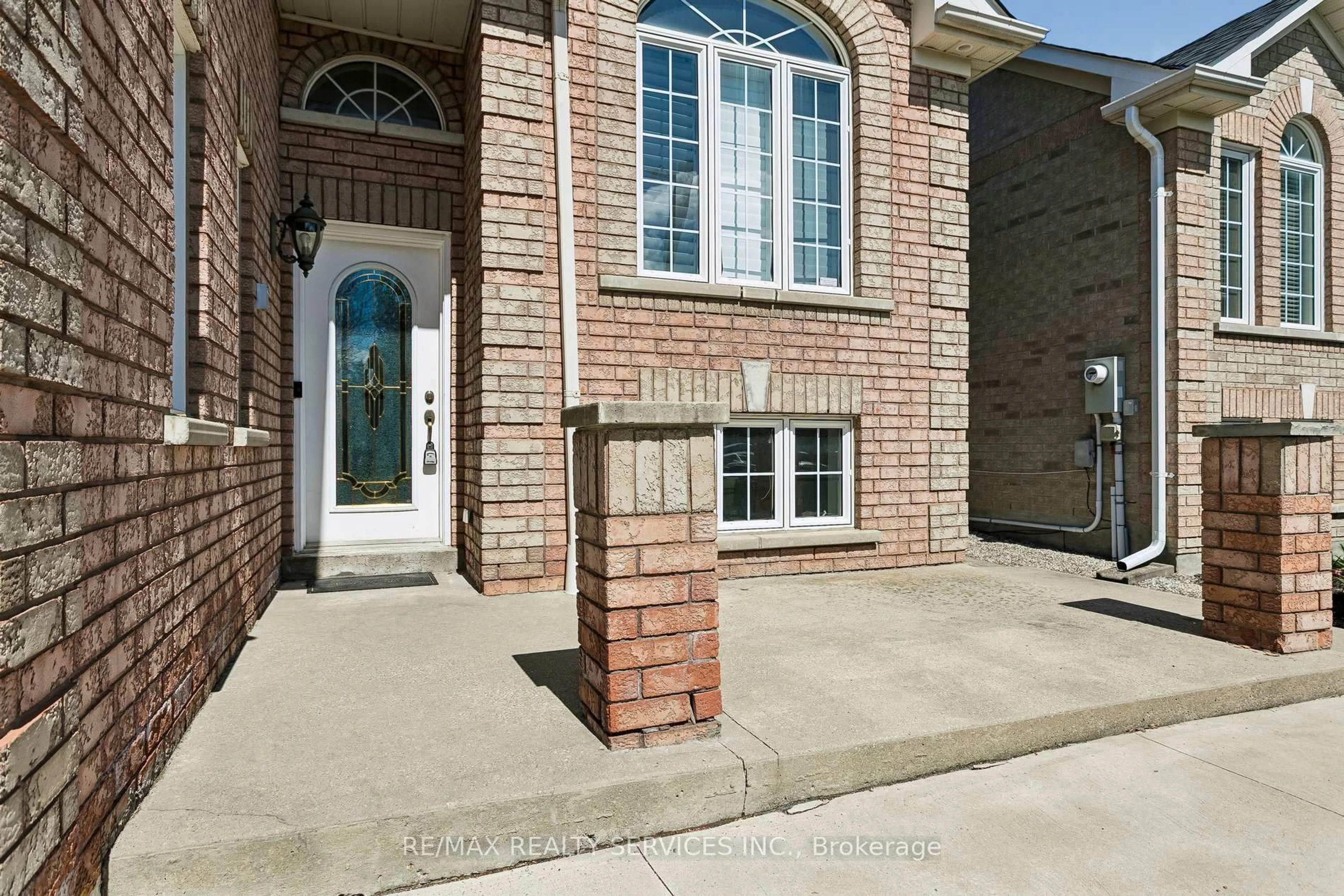 Unknown for 12 Goldie Ave, Brampton Ontario L7A 2C8