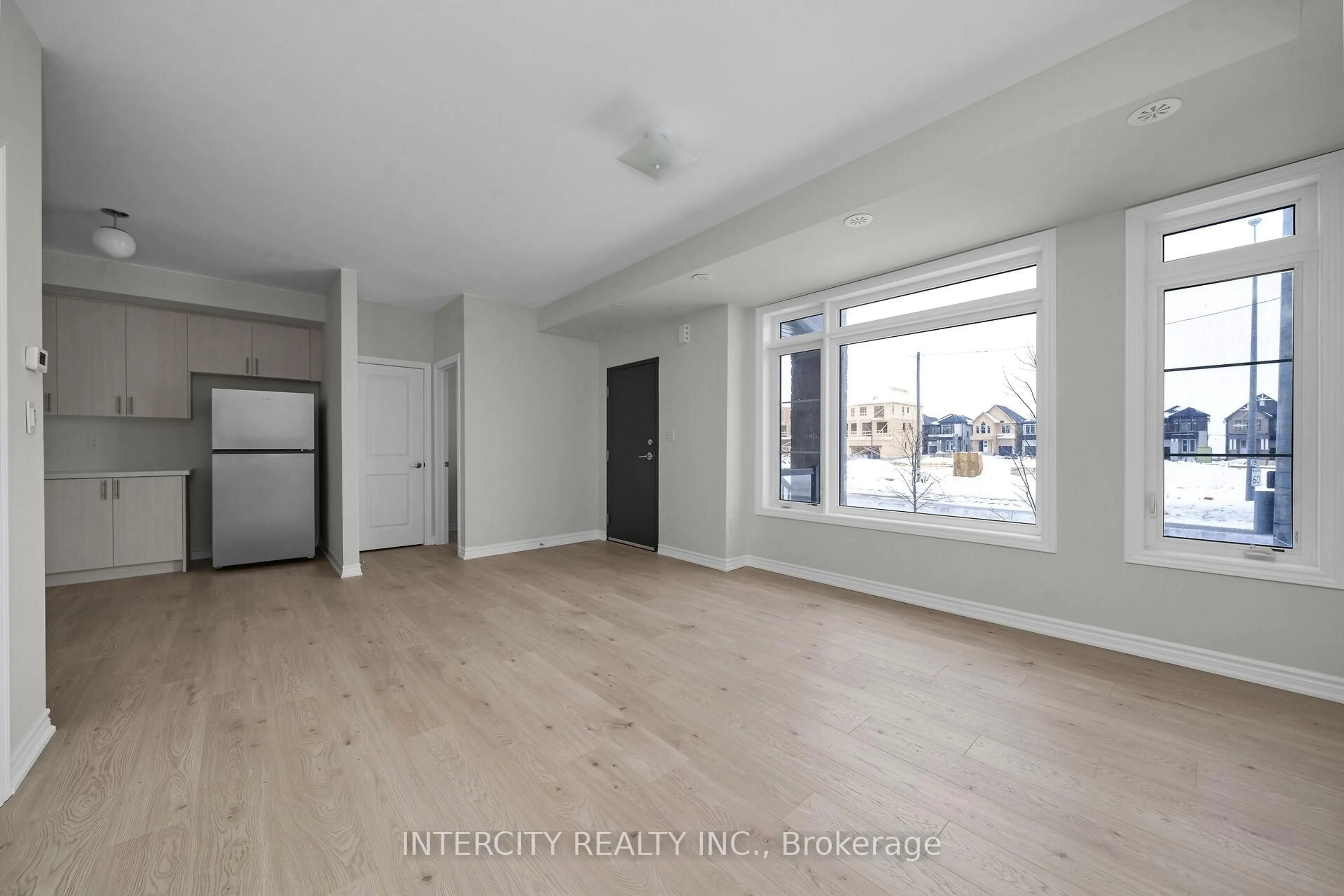 A pic of a room for 565 Tim Manley Ave #13z, Caledon Ontario L7C 1Z9
