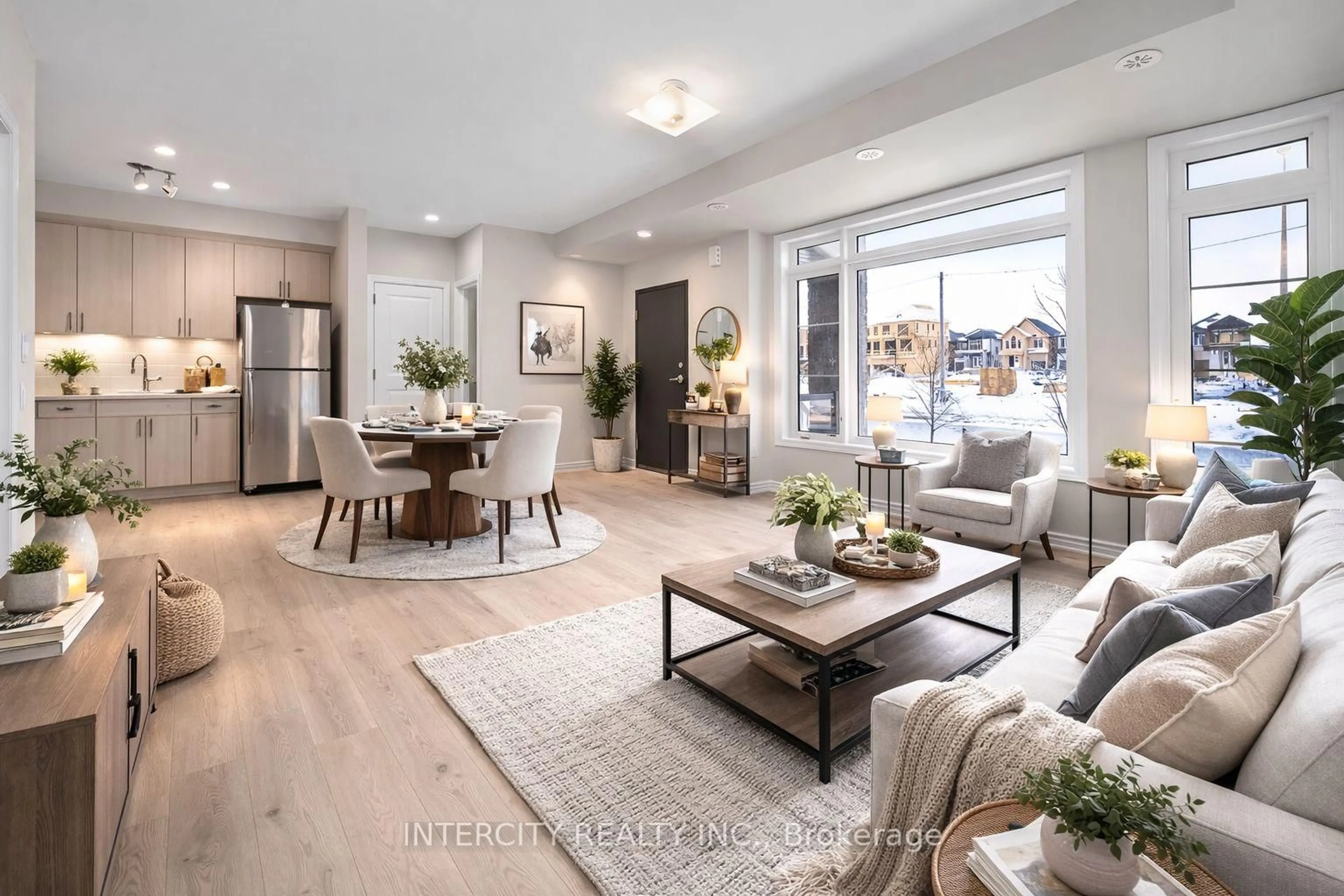 Open concept kitchen, unknown for 565 Tim Manley Ave #13z, Caledon Ontario L7C 1Z9