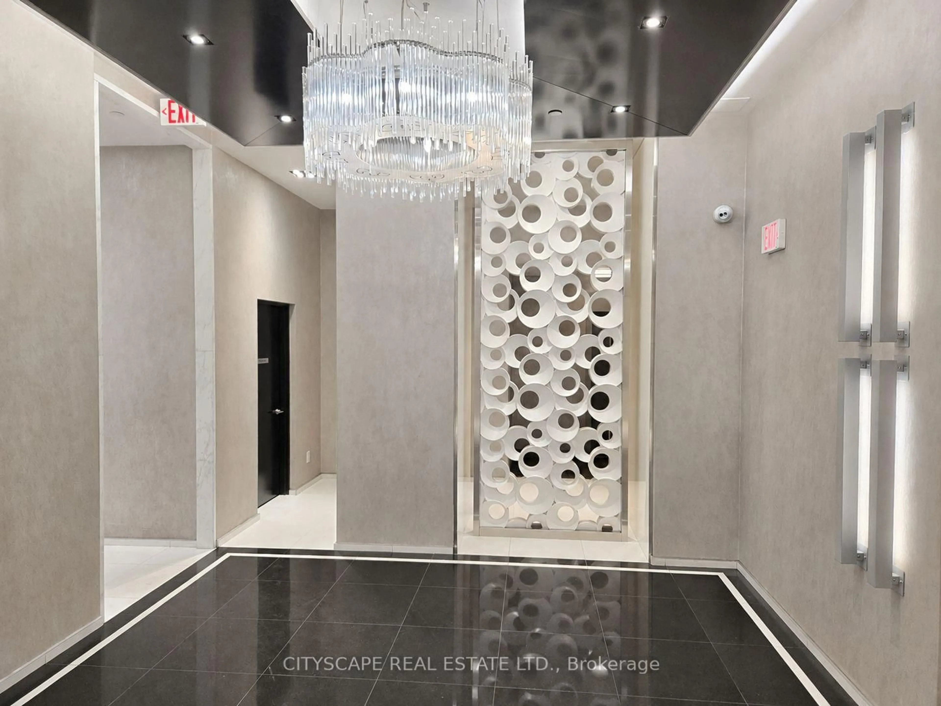 Indoor foyer for 56 Annie Craig Dr #1508, Toronto Ontario M8V 0C5