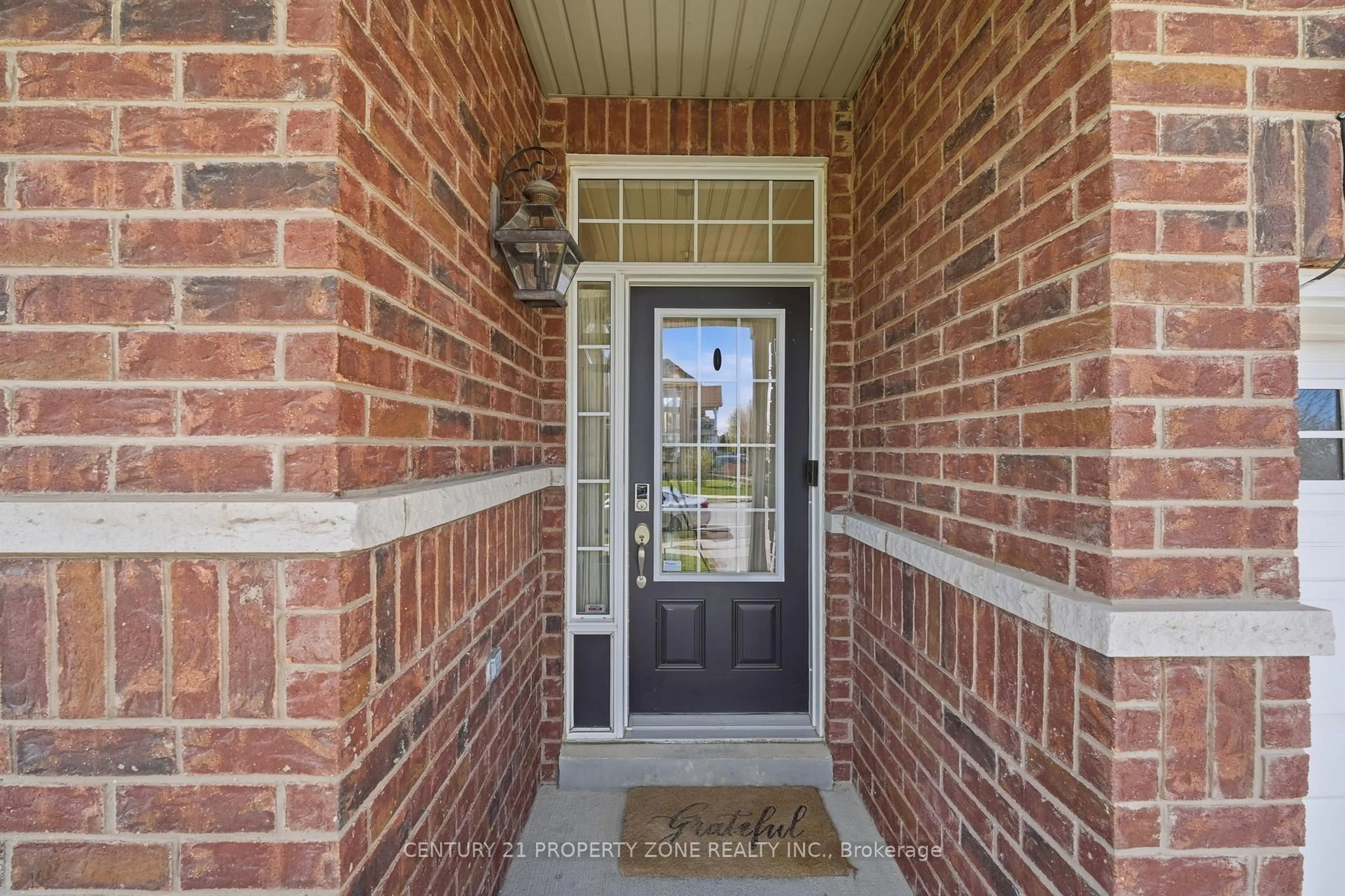 Indoor entryway for 486 Van Kirk Dr, Brampton Ontario L7A 0M8