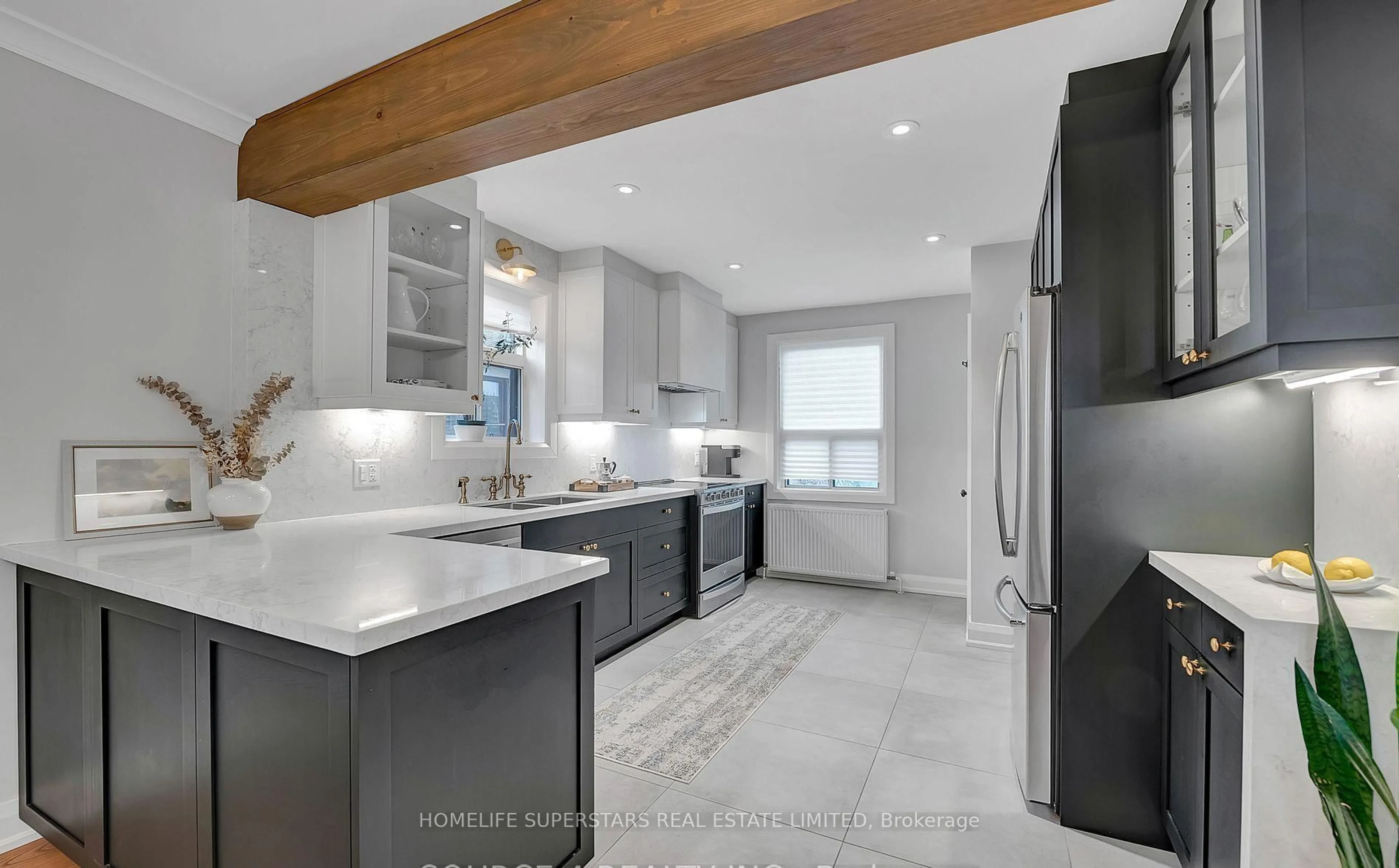 Open concept kitchen, ceramic/tile floor for 475 Maple Leaf Dr, Toronto Ontario M6L 1R1