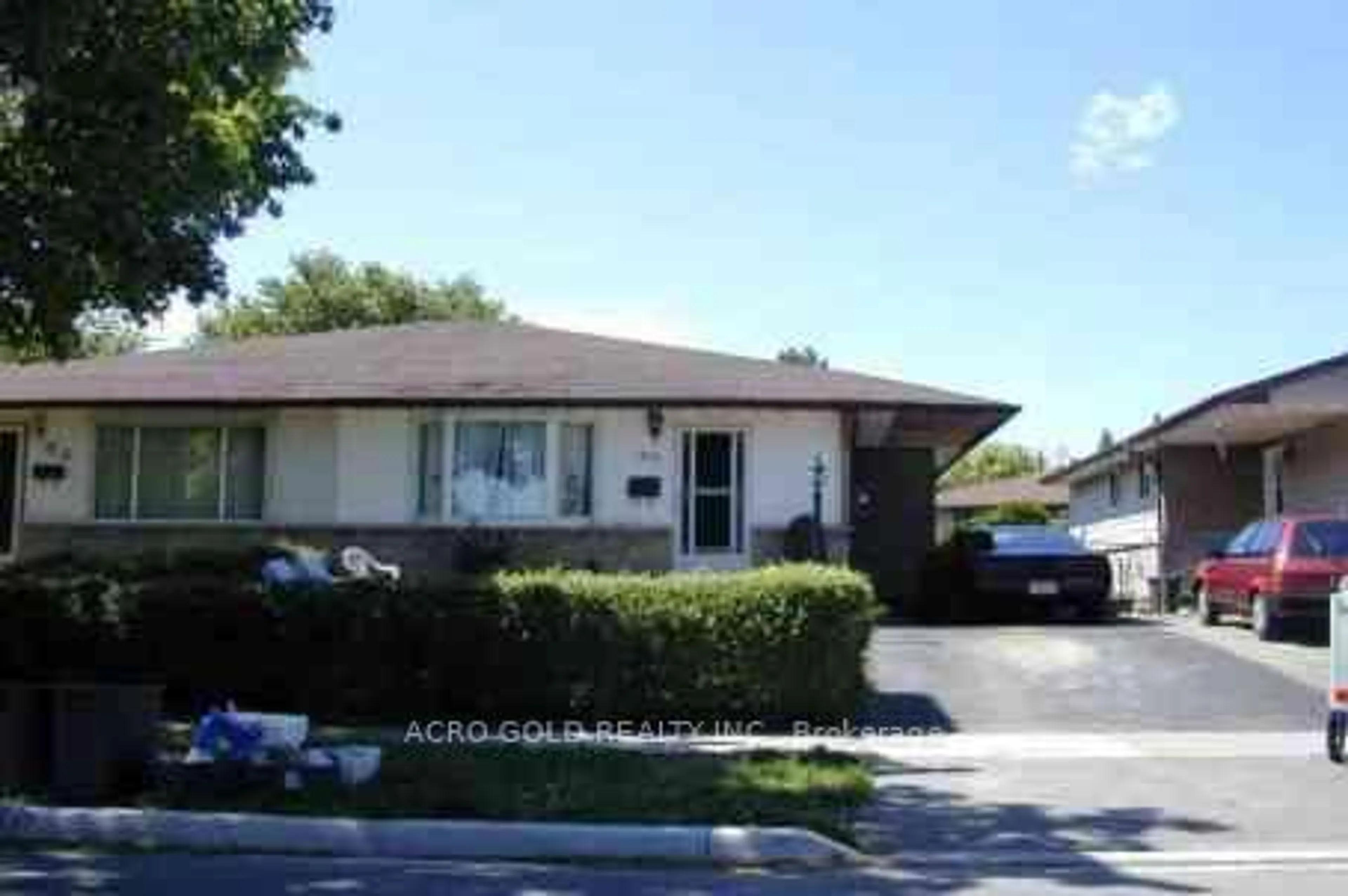 Unknown for 96 Archdekin Dr, Brampton Ontario L6V 1Y7