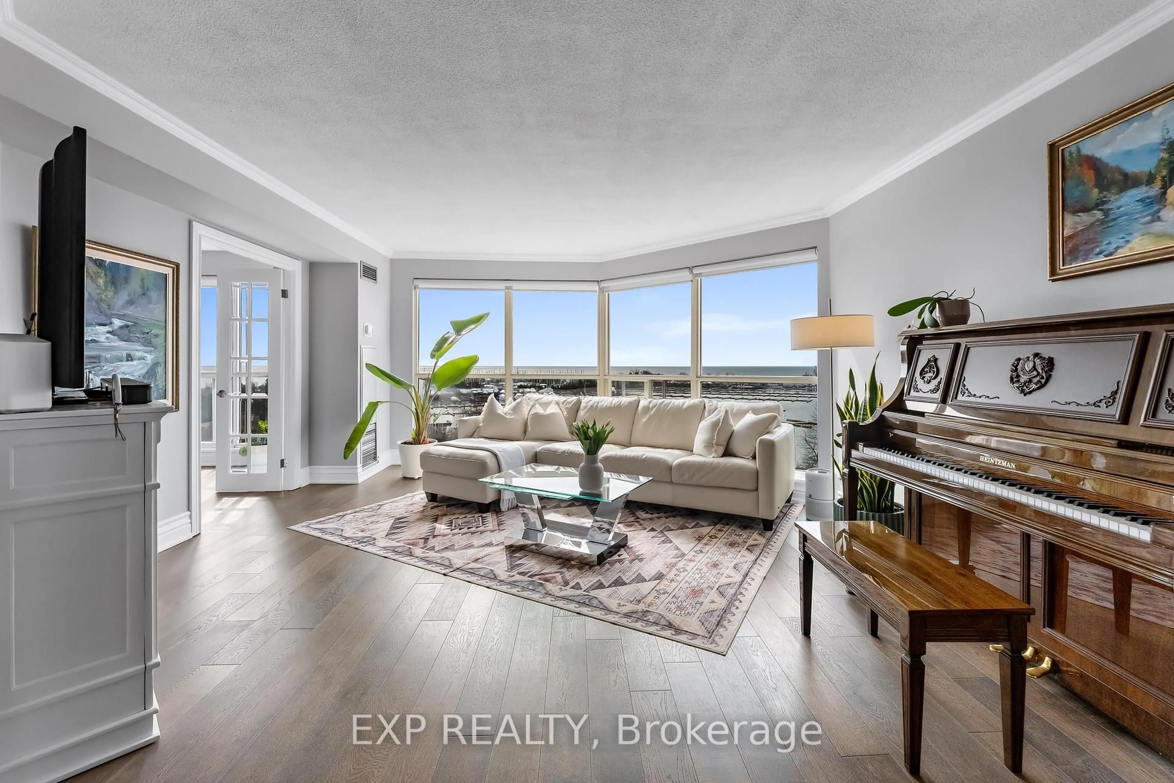 Living room with furniture, unknown for 2261 Lake Shore Blvd #918, Toronto Ontario M8V 3X1