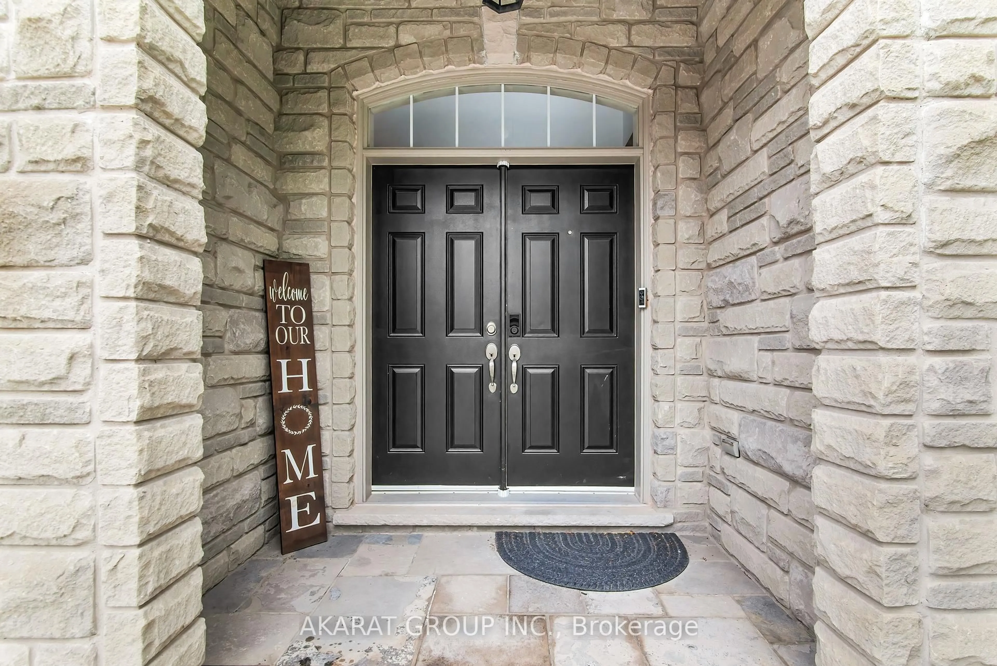 Indoor entryway for 2376 Brockberry Cres, Oakville Ontario L6M 4T3