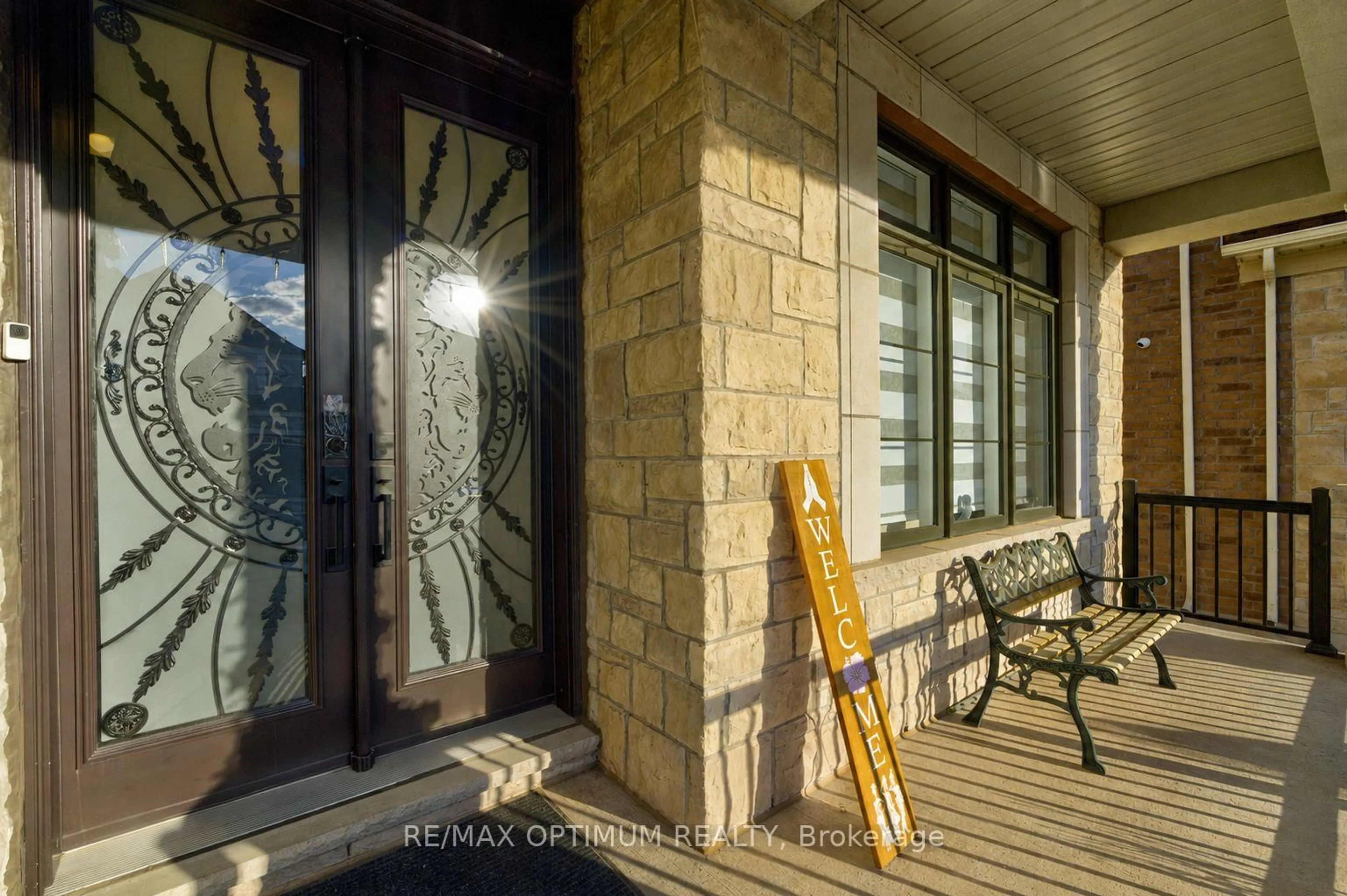 Indoor entryway for 51 Dairymaid Rd, Brampton Ontario L6X 5R9
