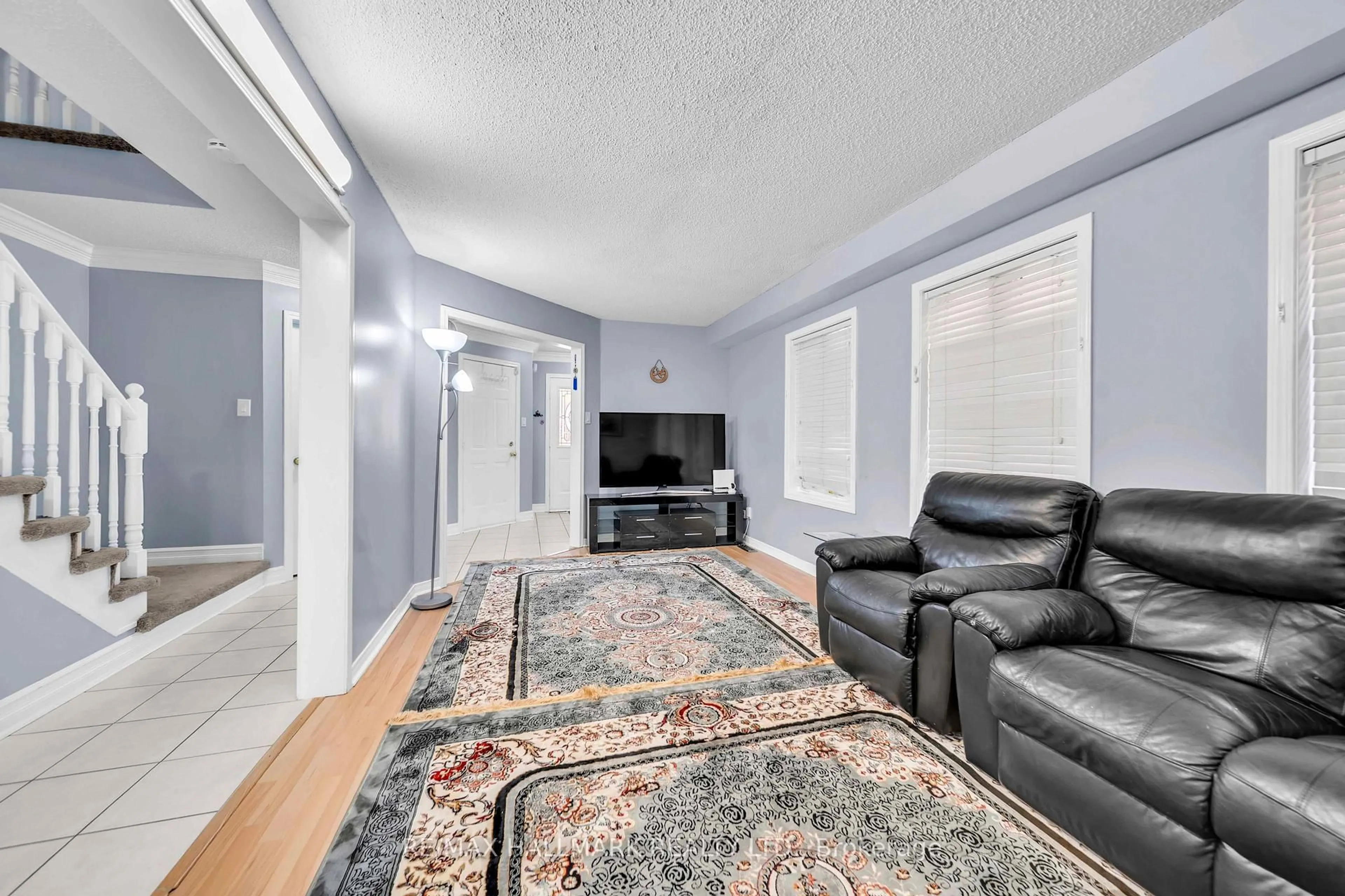 Living room with furniture, unknown for 96 Olympia Cres, Brampton Ontario L6X 4W3