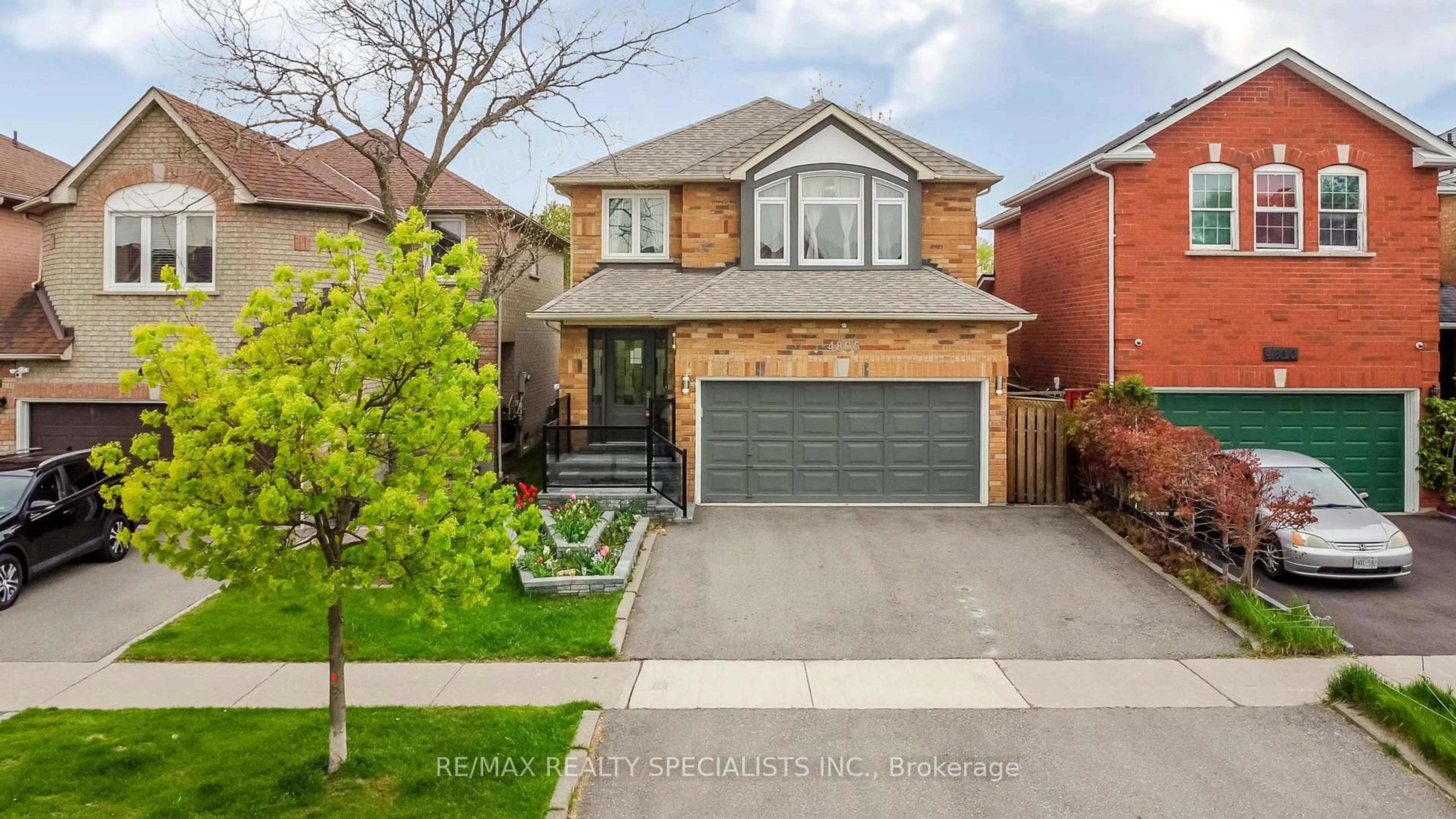 Home with brick exterior material, street for 4806 Rosebush Rd, Mississauga Ontario L5M 5N1