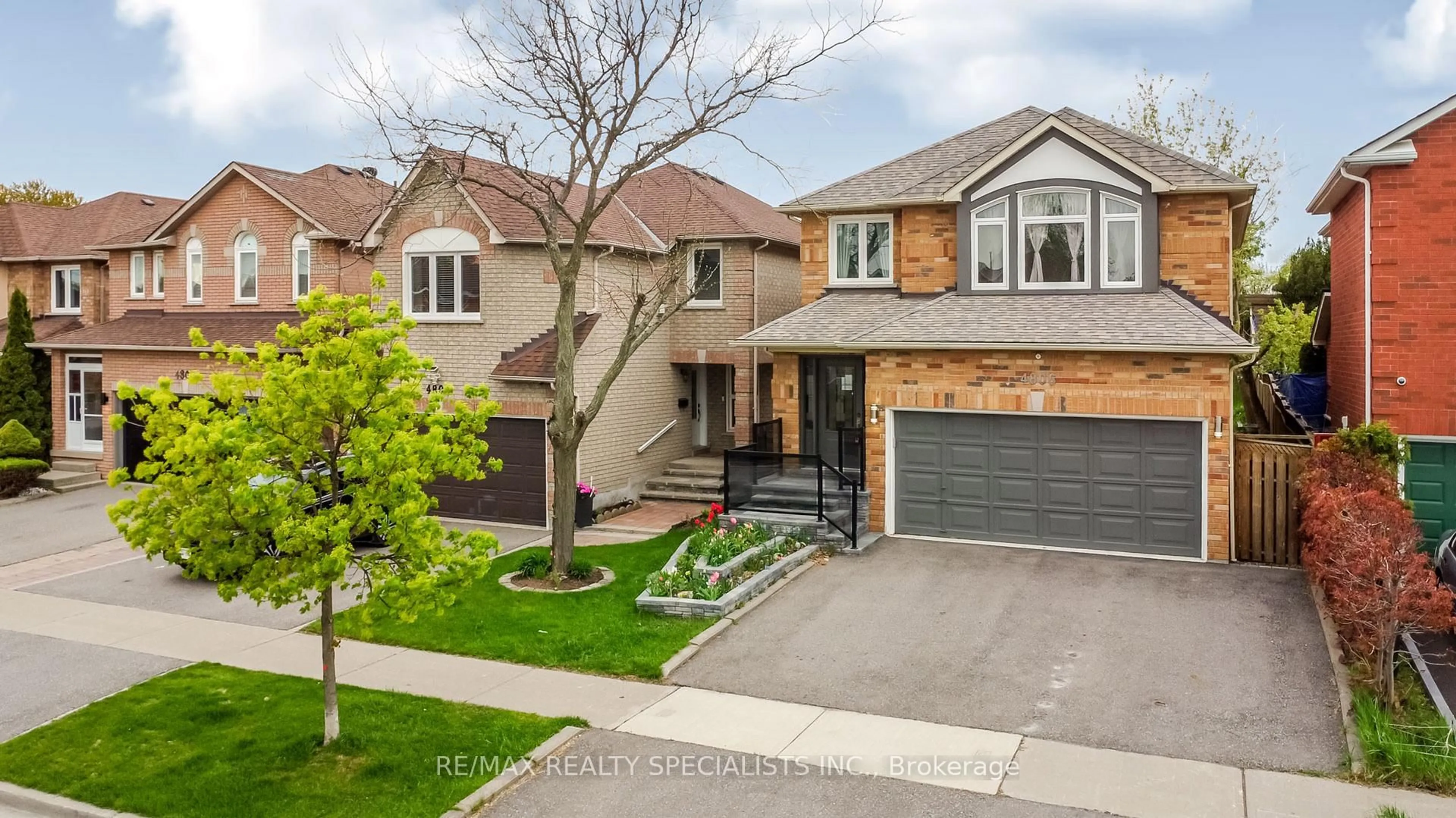 Home with brick exterior material, street for 4806 Rosebush Rd, Mississauga Ontario L5M 5N1