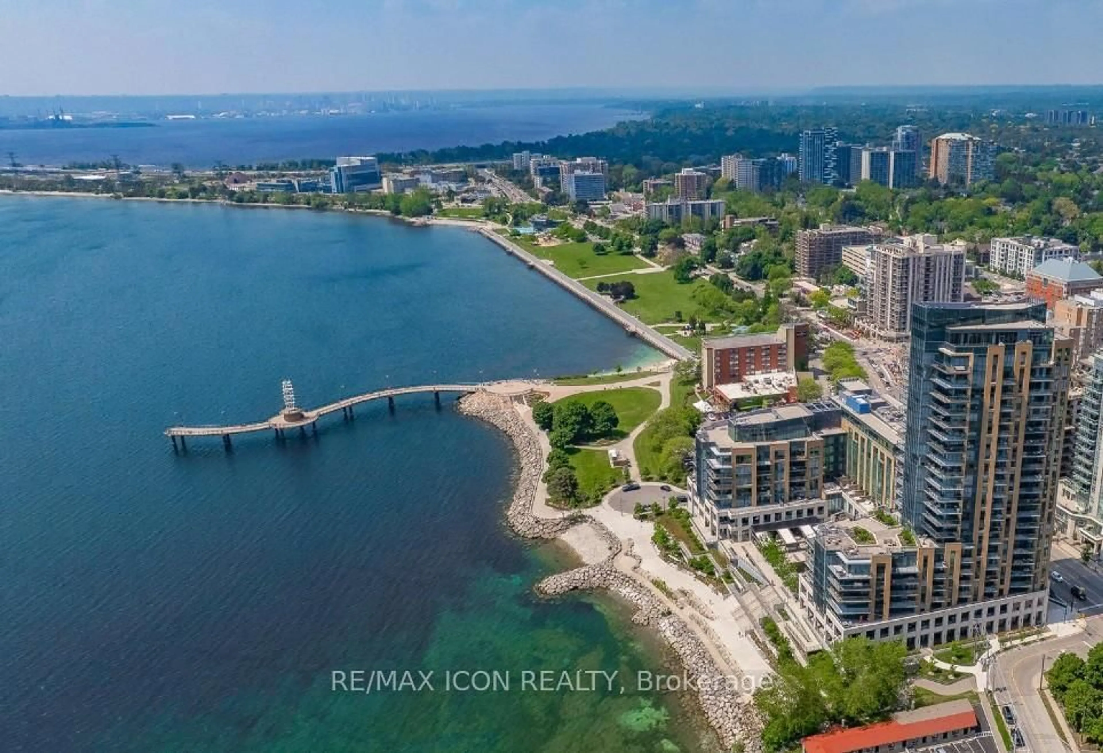 A pic from outside/outdoor area/front of a property/back of a property/a pic from drone, water/lake/river/ocean view for 2060 Lakeshore Rd #602, Burlington Ontario L7R 0G2