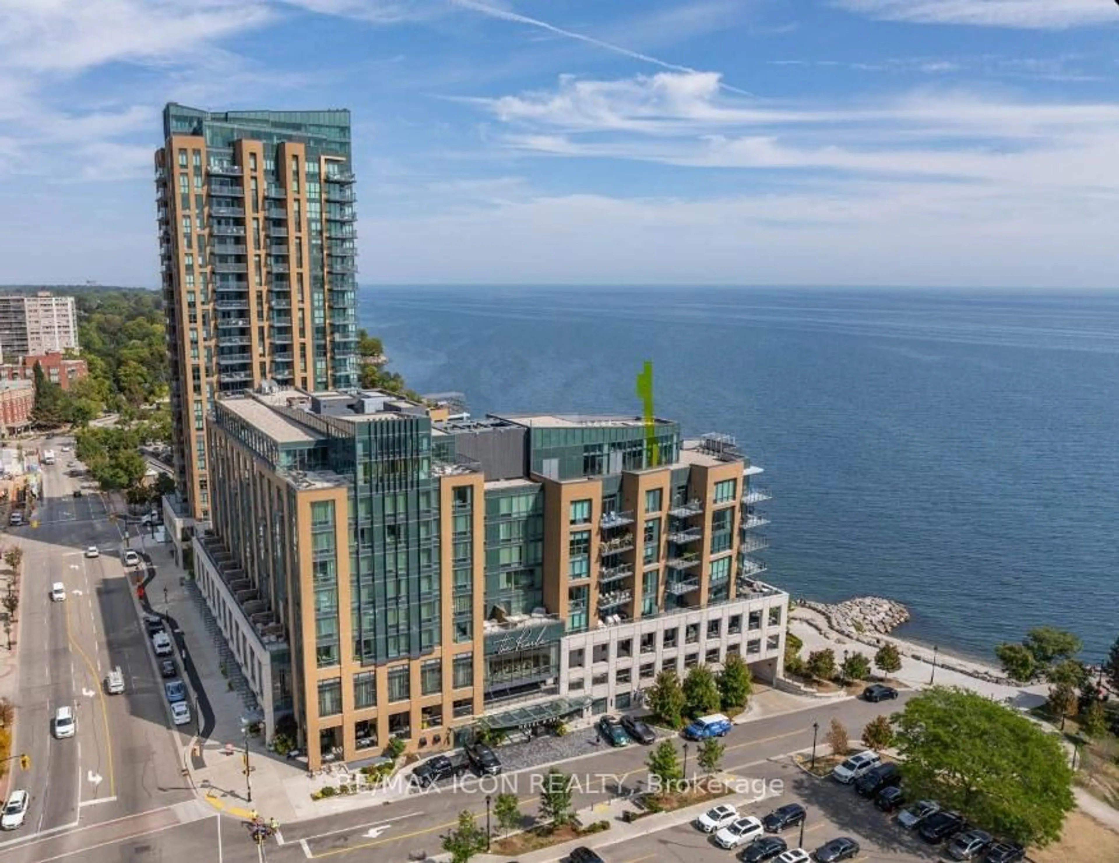 A pic from outside/outdoor area/front of a property/back of a property/a pic from drone, water/lake/river/ocean view for 2060 Lakeshore Rd #602, Burlington Ontario L7R 0G2