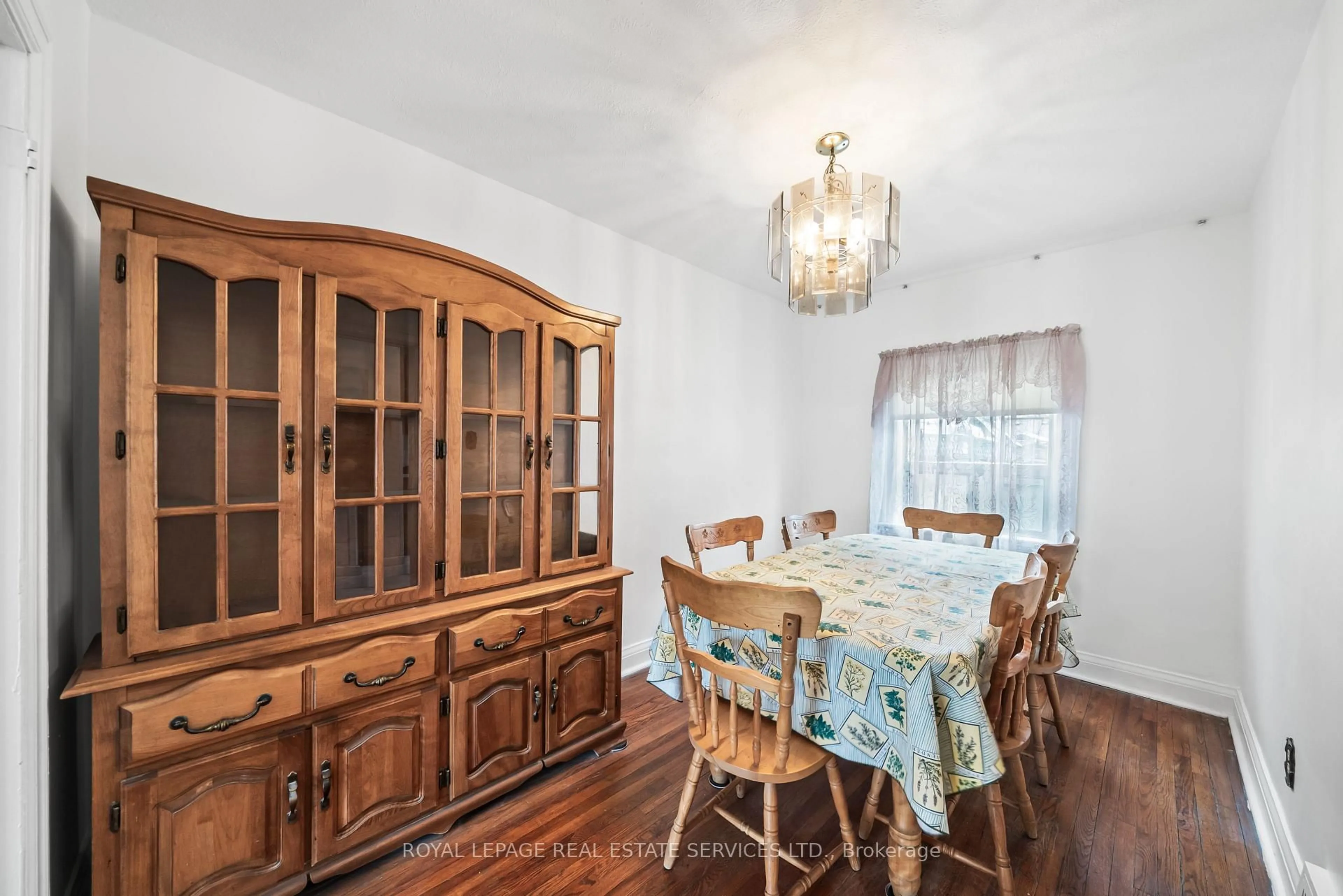 Dining room, wood/laminate floor for 616 Old Weston Rd, Toronto Ontario M6N 3B3