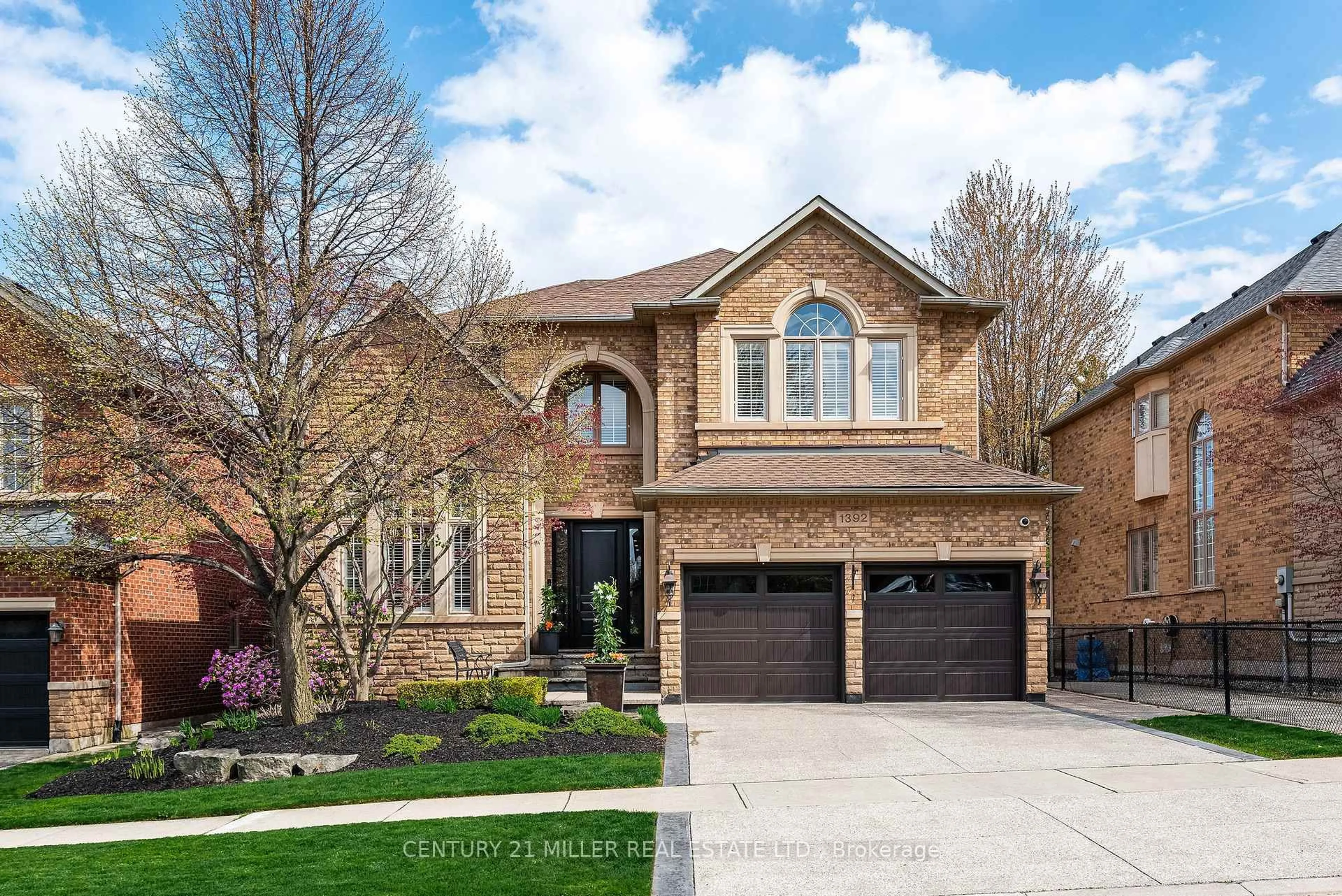 Home with brick exterior material, street for 1392 Clearwater Cres, Oakville Ontario L6H 7J5