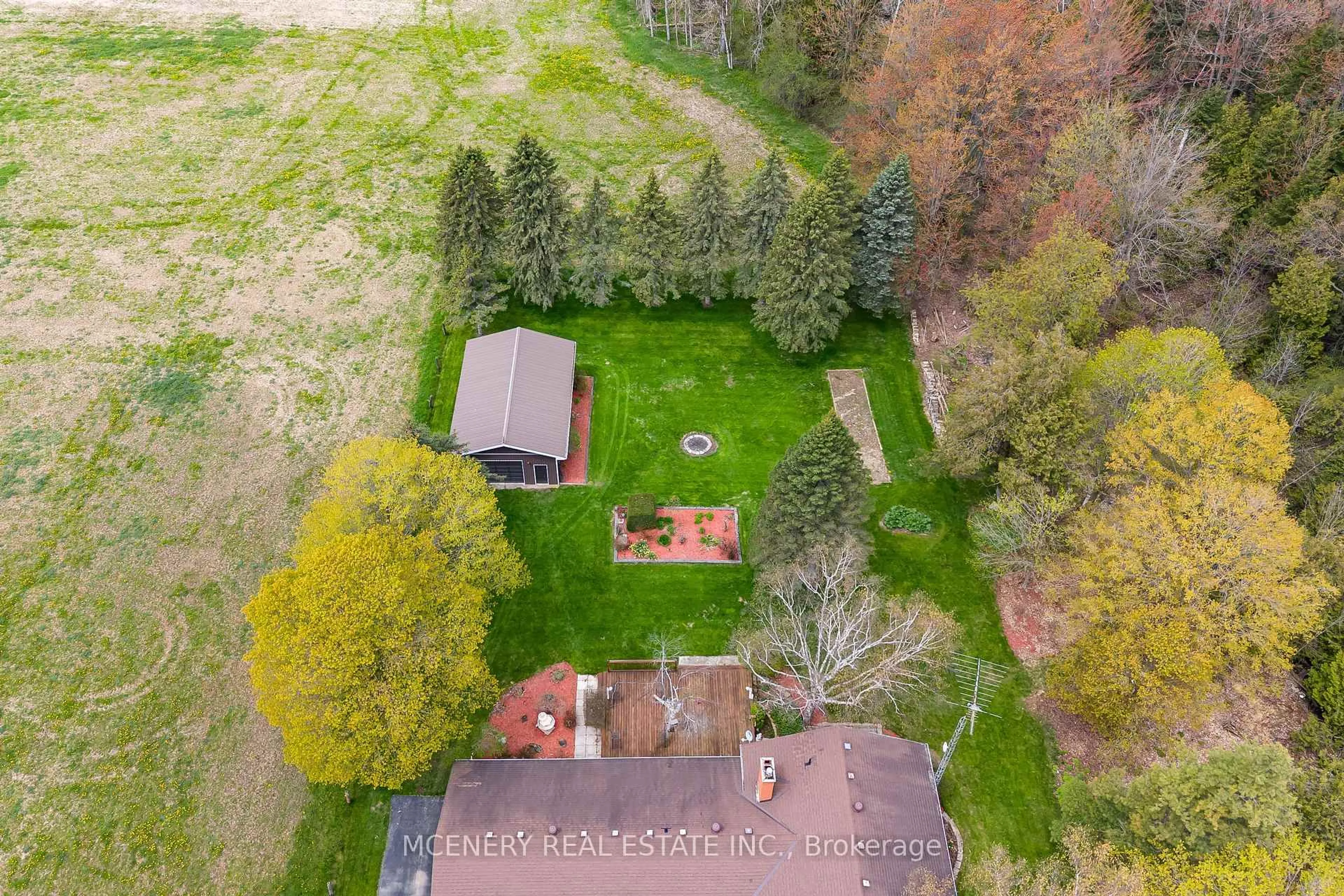 A pic from outside/outdoor area/front of a property/back of a property/a pic from drone, forest/trees view for 4310 BOSTON MILLS Rd, Caledon Ontario L7C 0M5