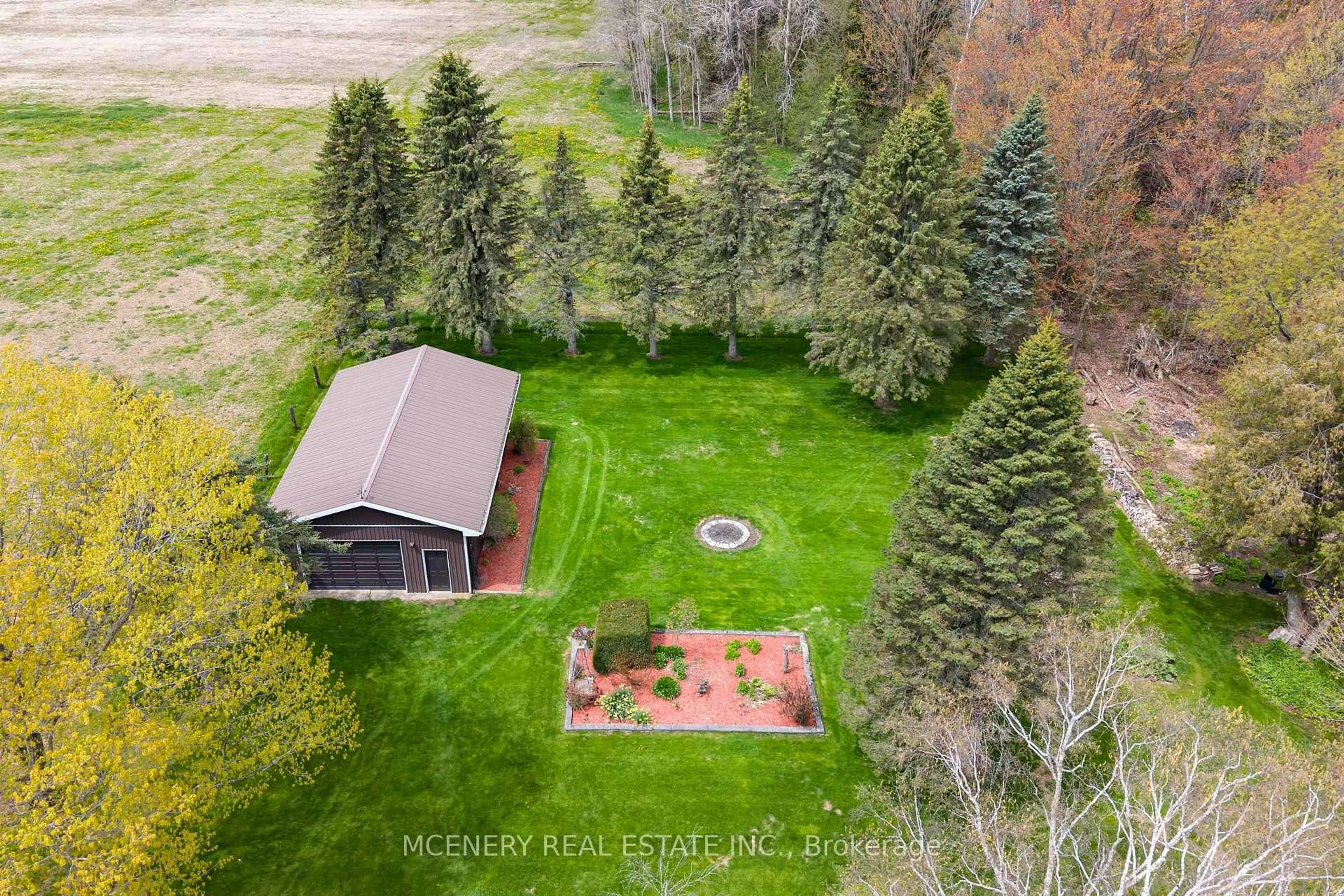 A pic from outside/outdoor area/front of a property/back of a property/a pic from drone, forest/trees view for 4310 BOSTON MILLS Rd, Caledon Ontario L7C 0M5