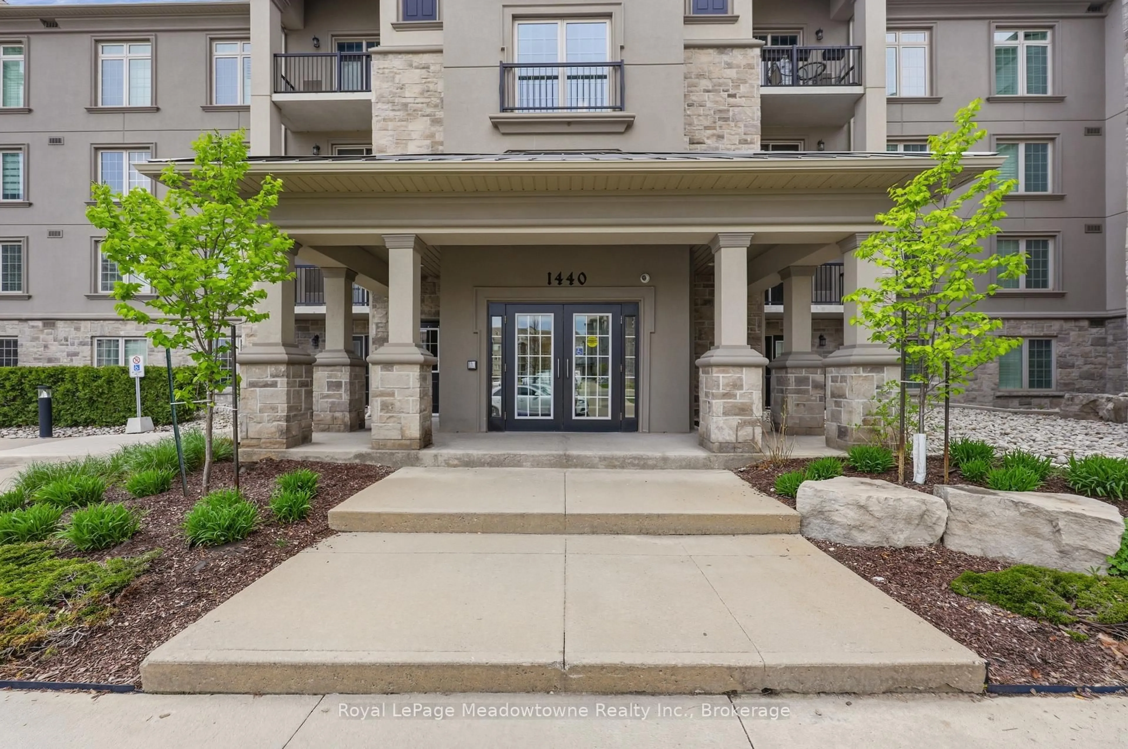 Indoor entryway for 1440 MAIN St #114, Milton Ontario L9T 8W6