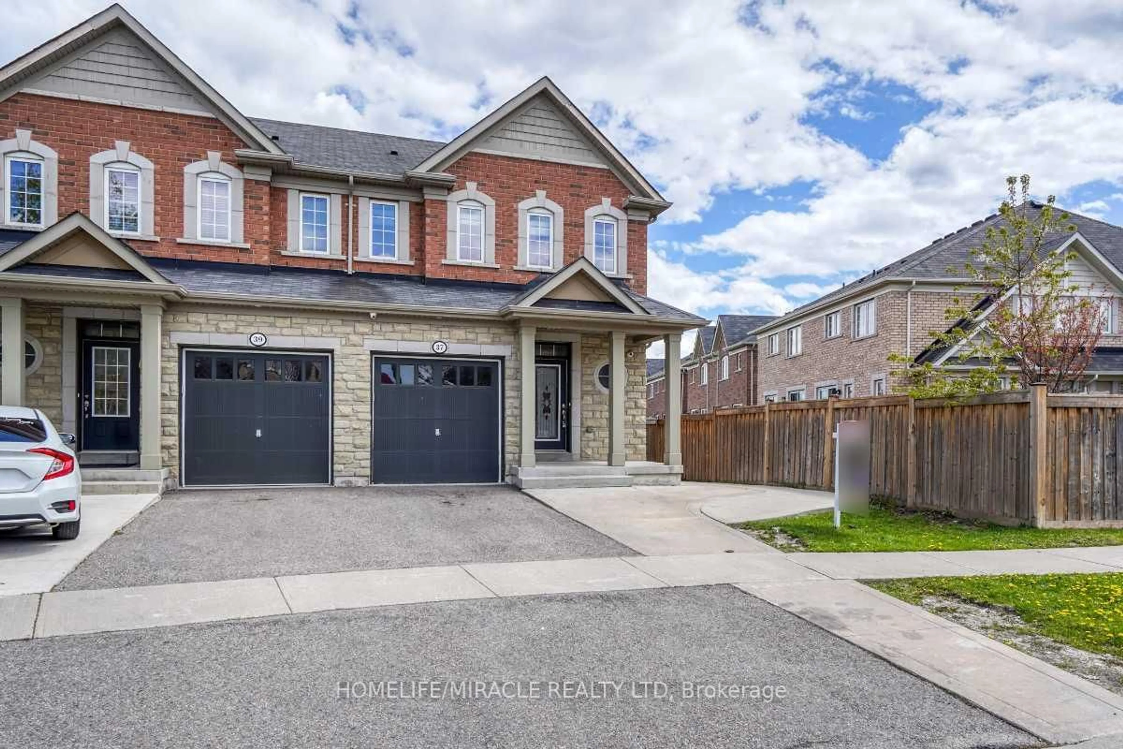 Home with brick exterior material, street for 37 Sussexvale Dr, Brampton Ontario L6R 3R5