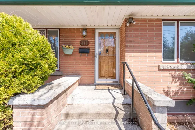 411 Maplehurst Ave, Oakville 2