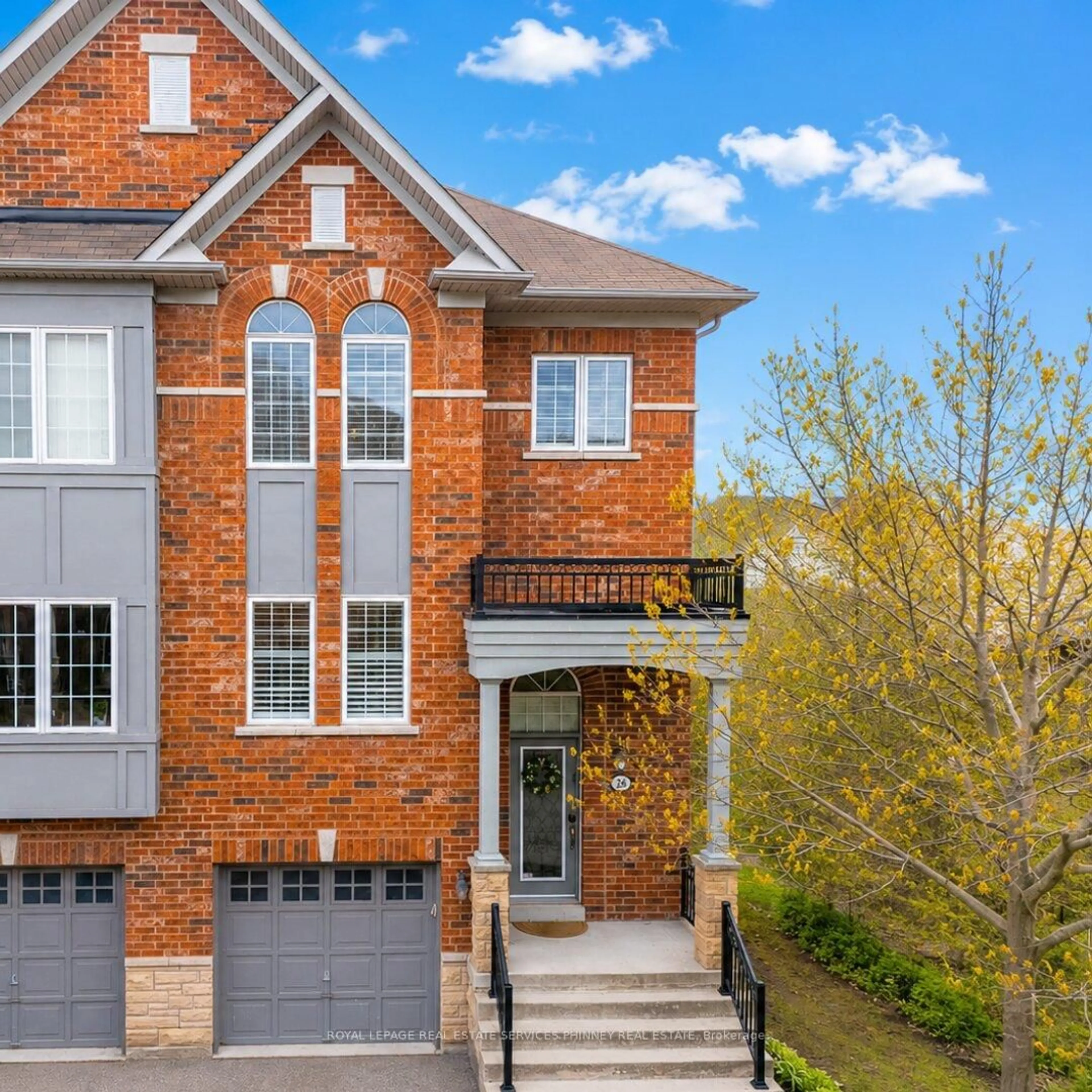 Home with brick exterior material, street for 230 Paisley Blvd #26, Mississauga Ontario L5B 0C5